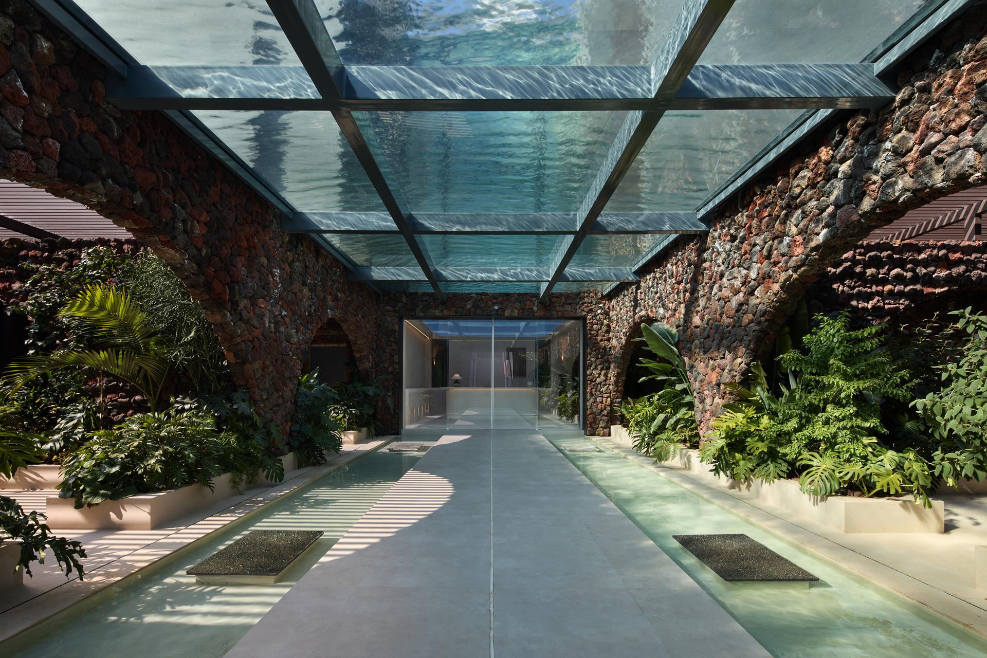 Eye of CangEr – Dali Fengyasong Hotel - image 33