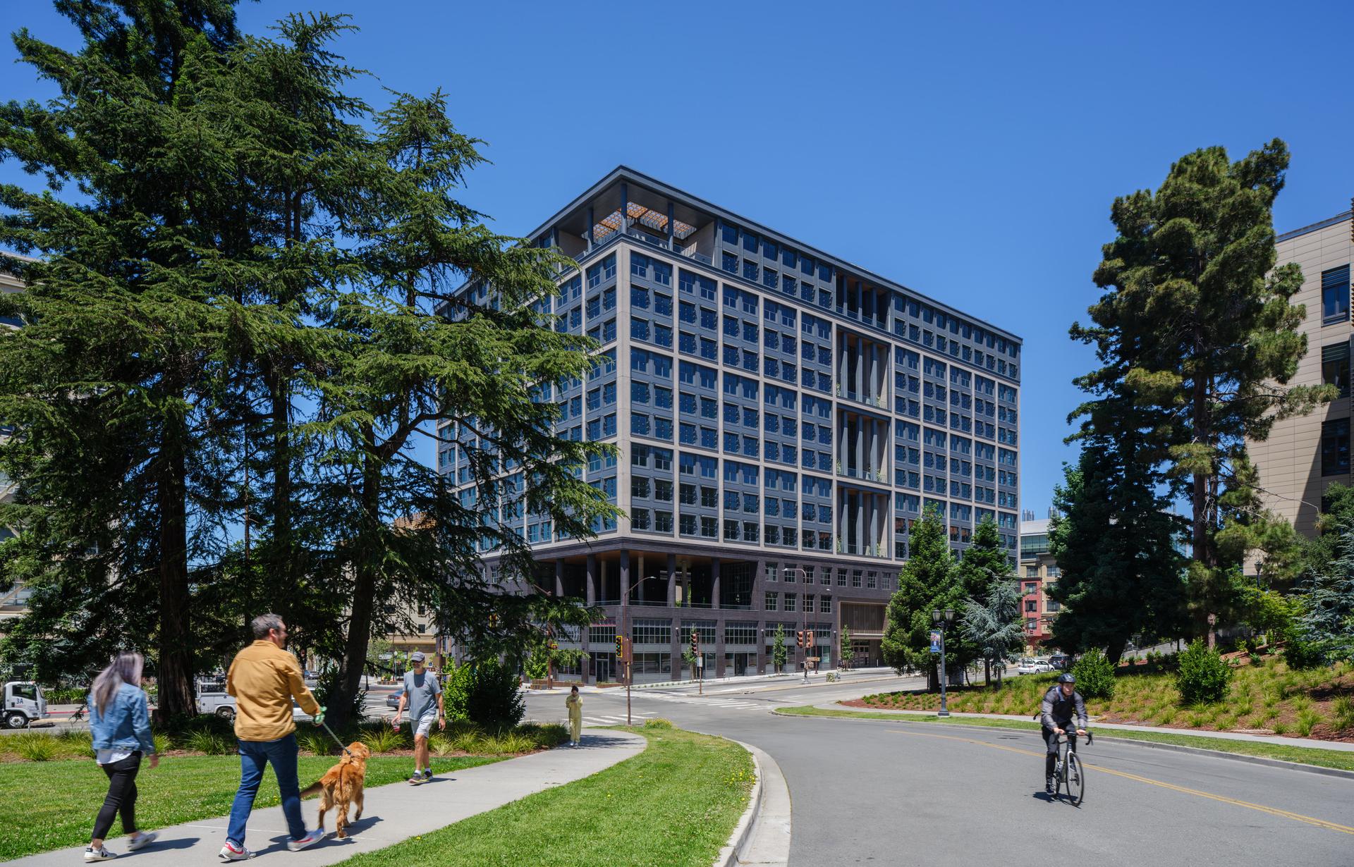 UC Berkeley Anchor House Dormitory - image 3