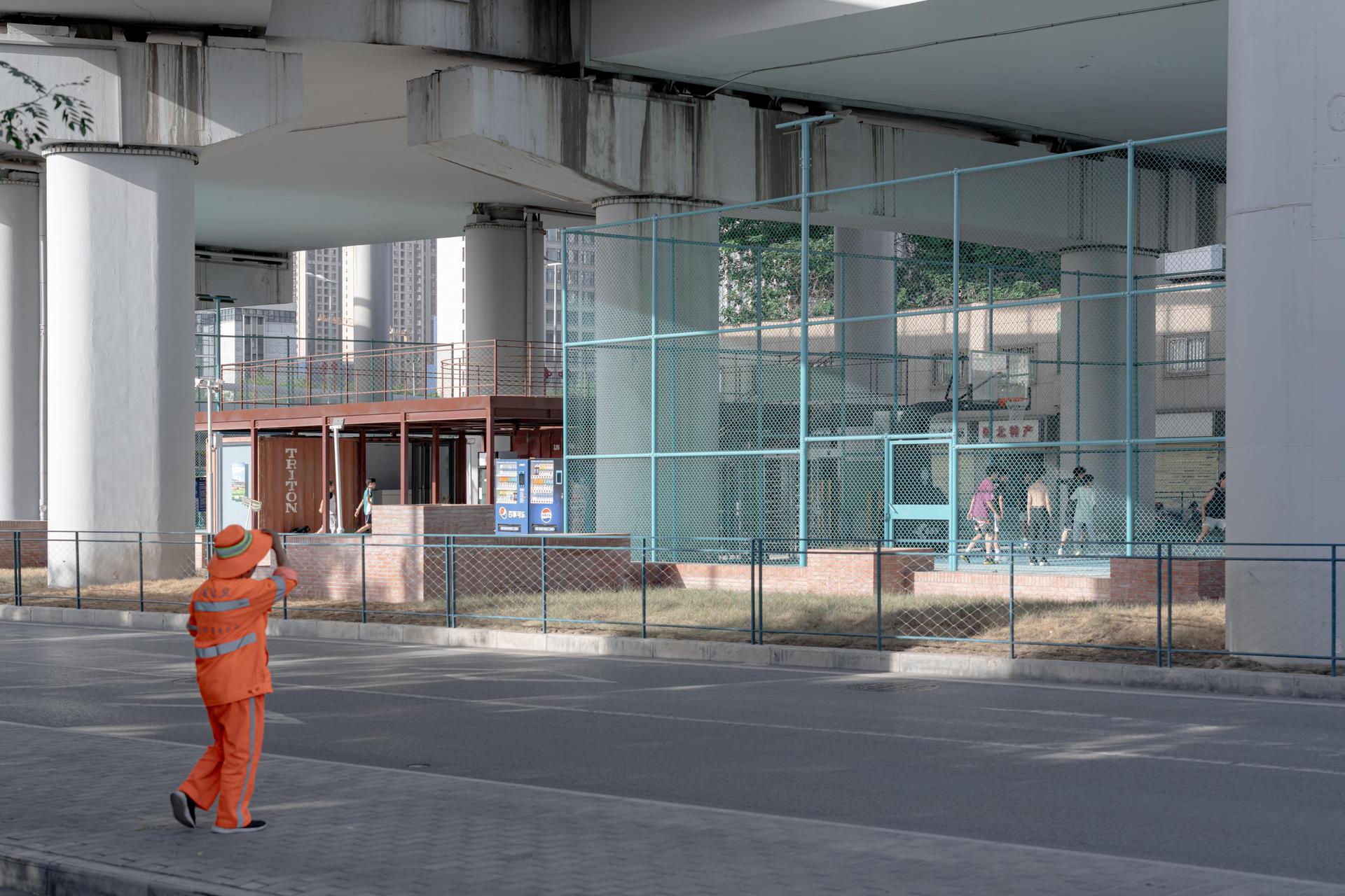 Renewal and Renovation of Space under Weiyang Overpass - image 3