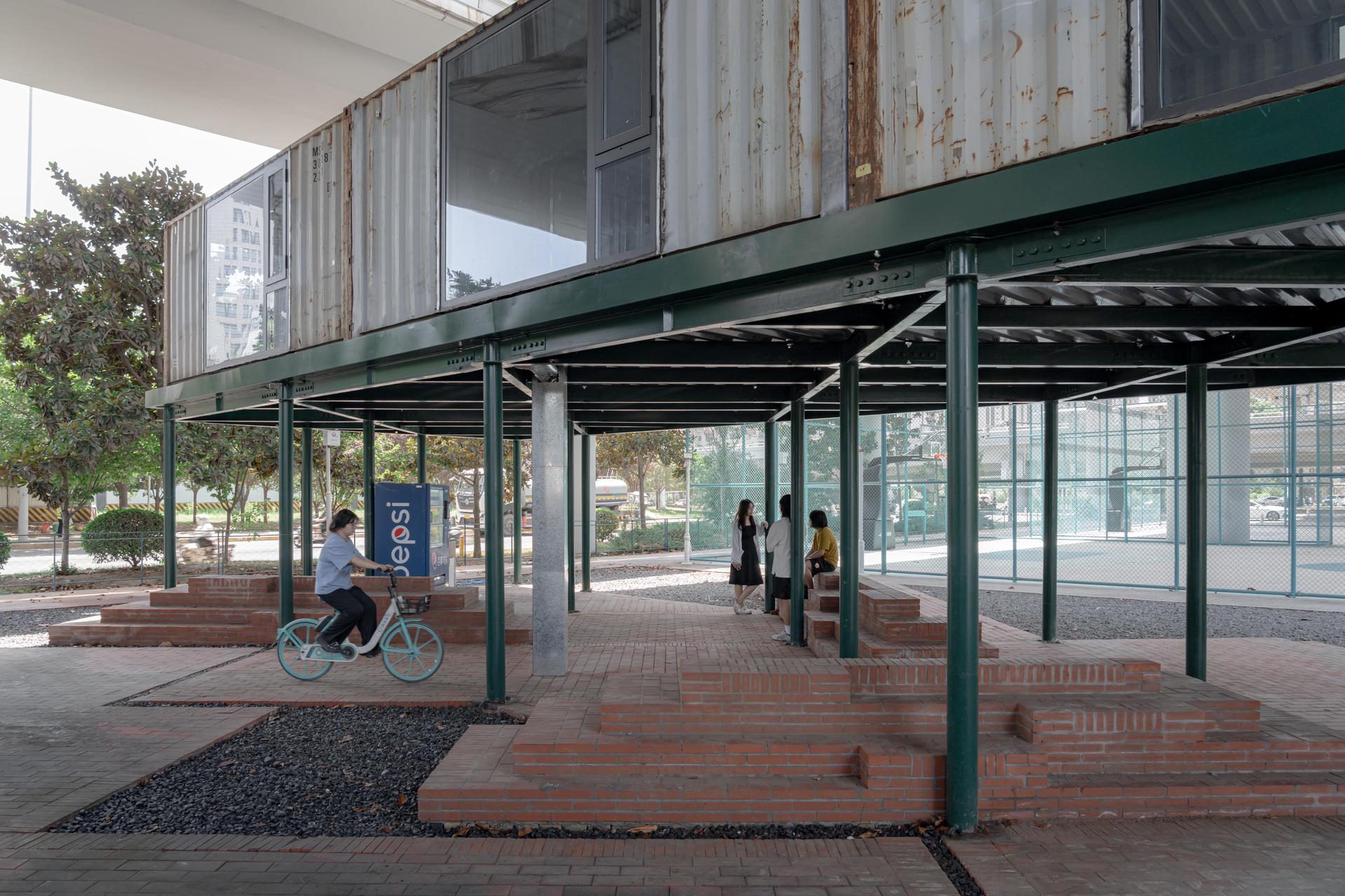 Renewal and Renovation of Space under Weiyang Overpass - image 11