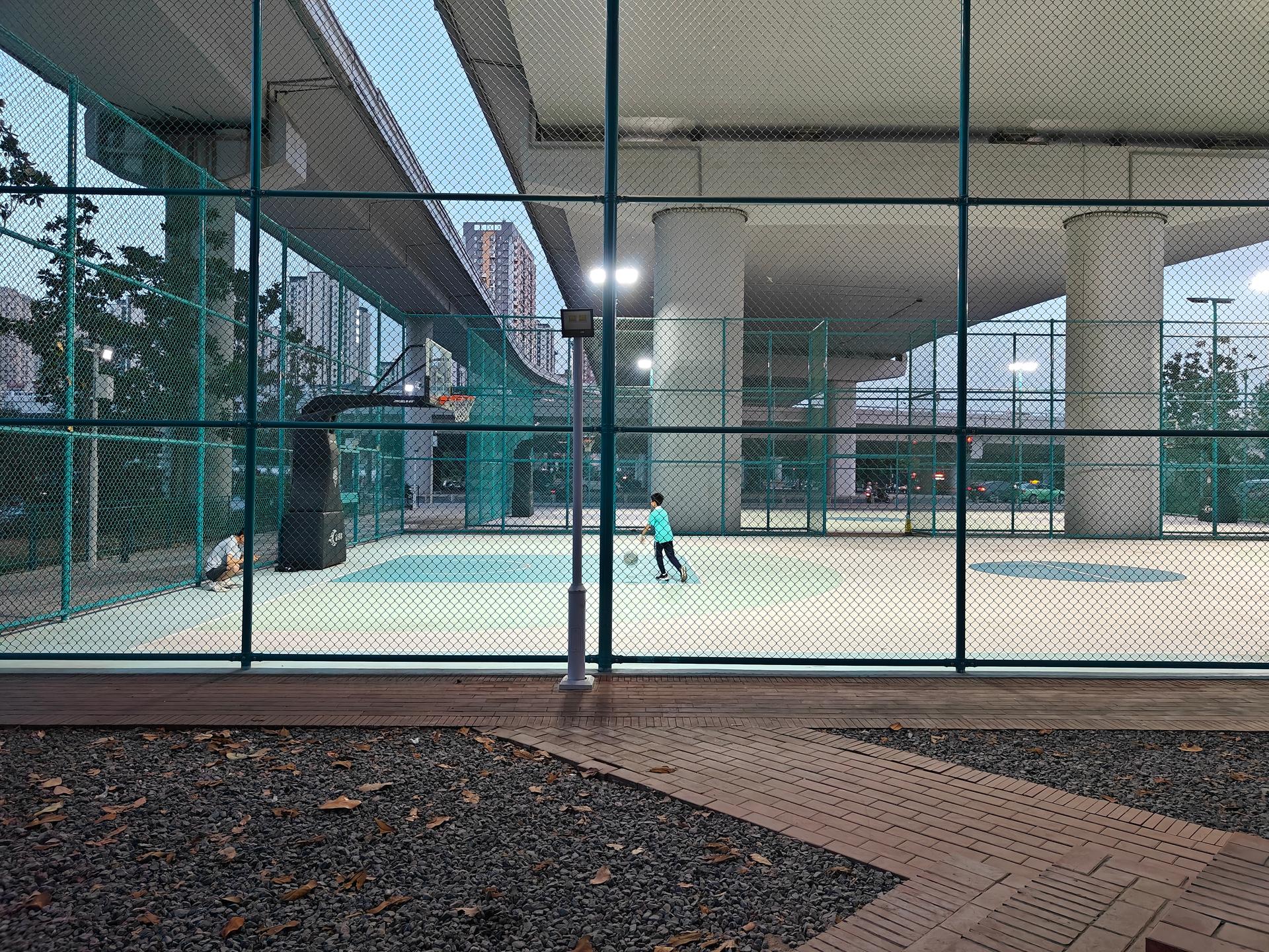 Renewal and Renovation of Space under Weiyang Overpass - image 16