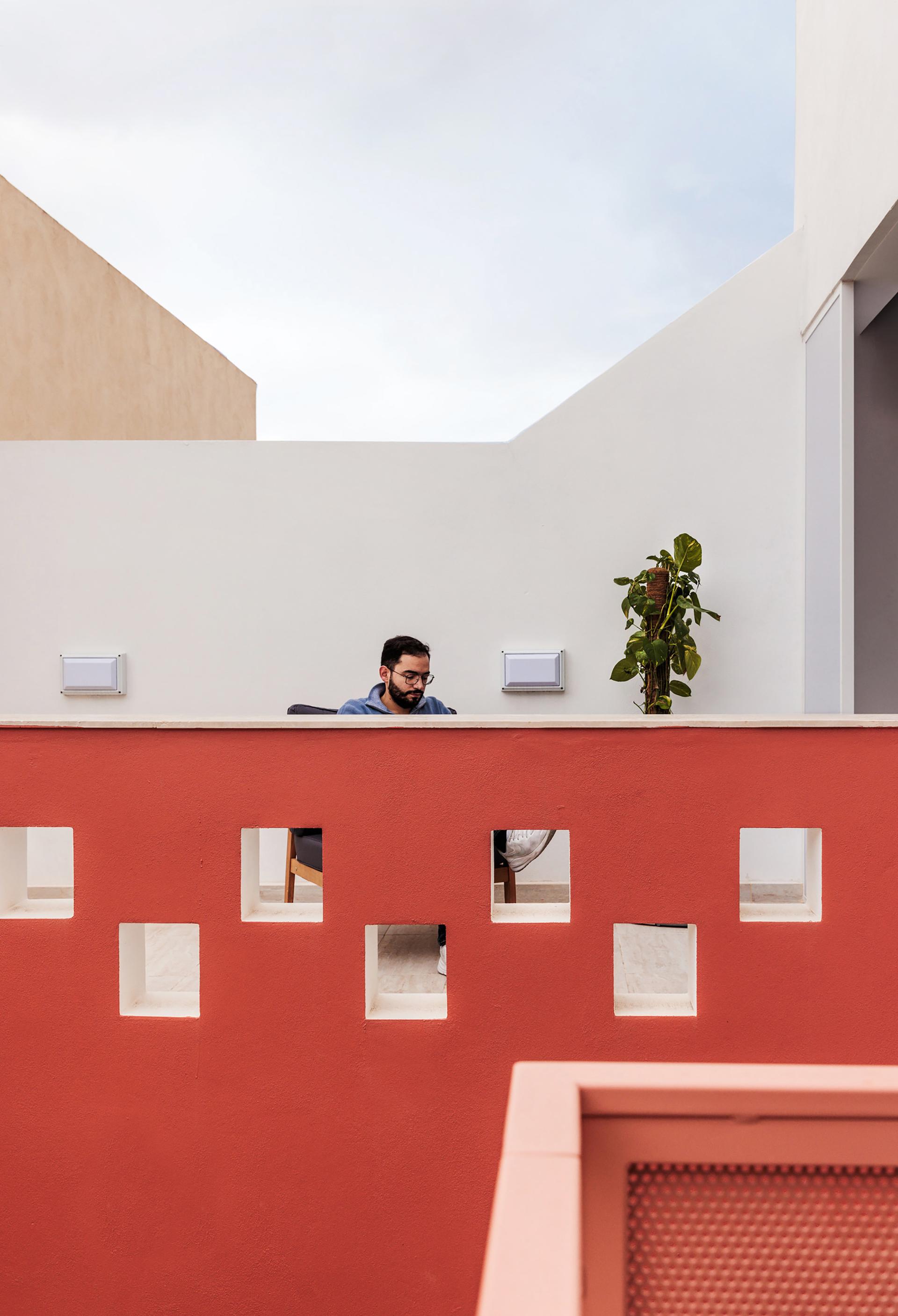 Mosaic House - image 10