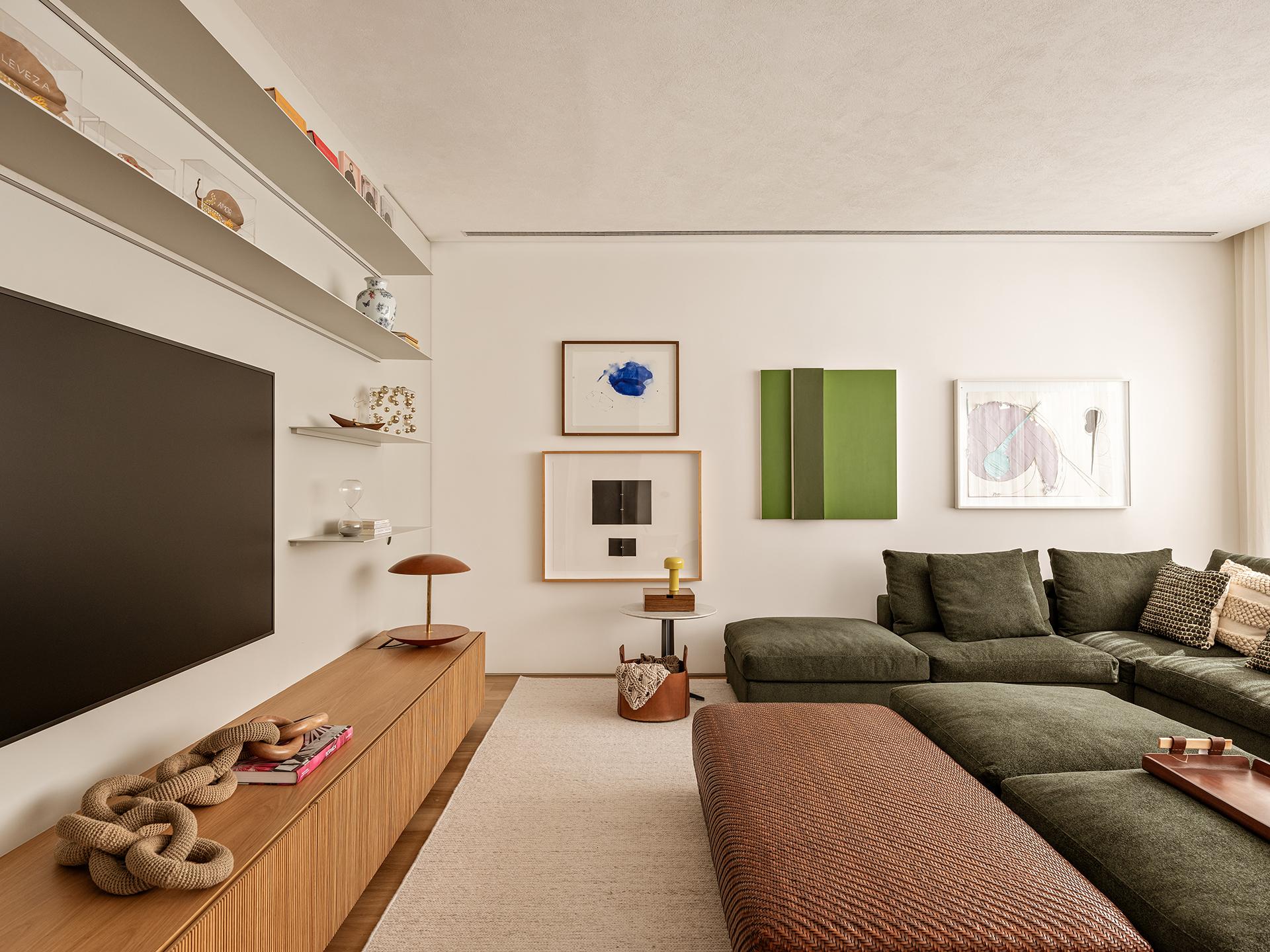 REN Apartment - image 10