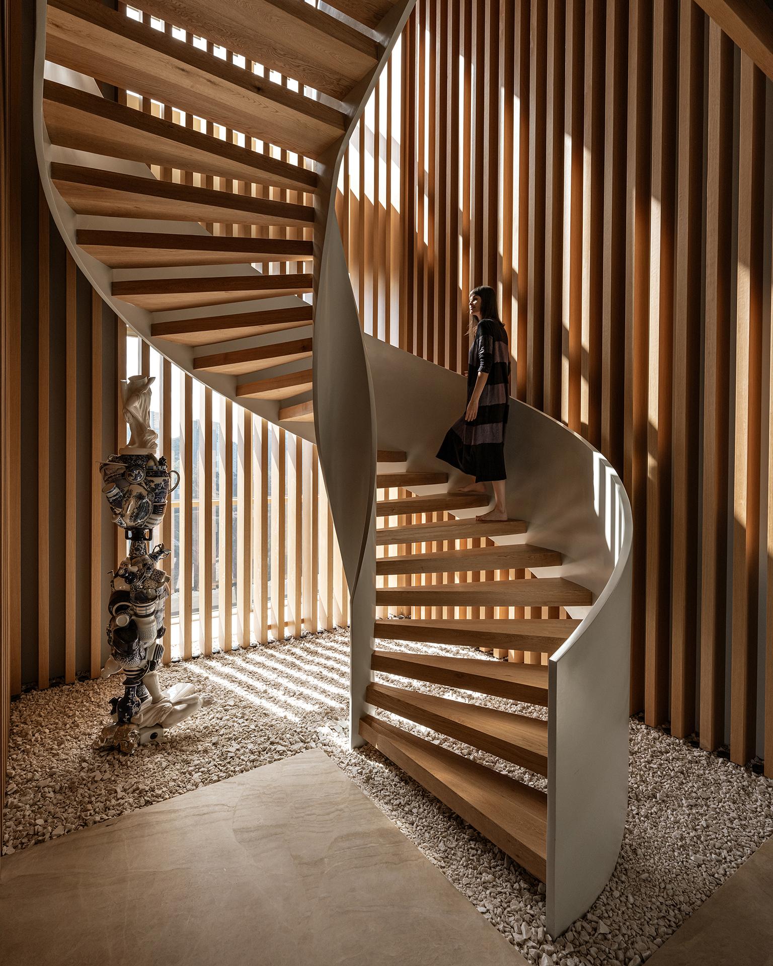 REN Apartment - image 2
