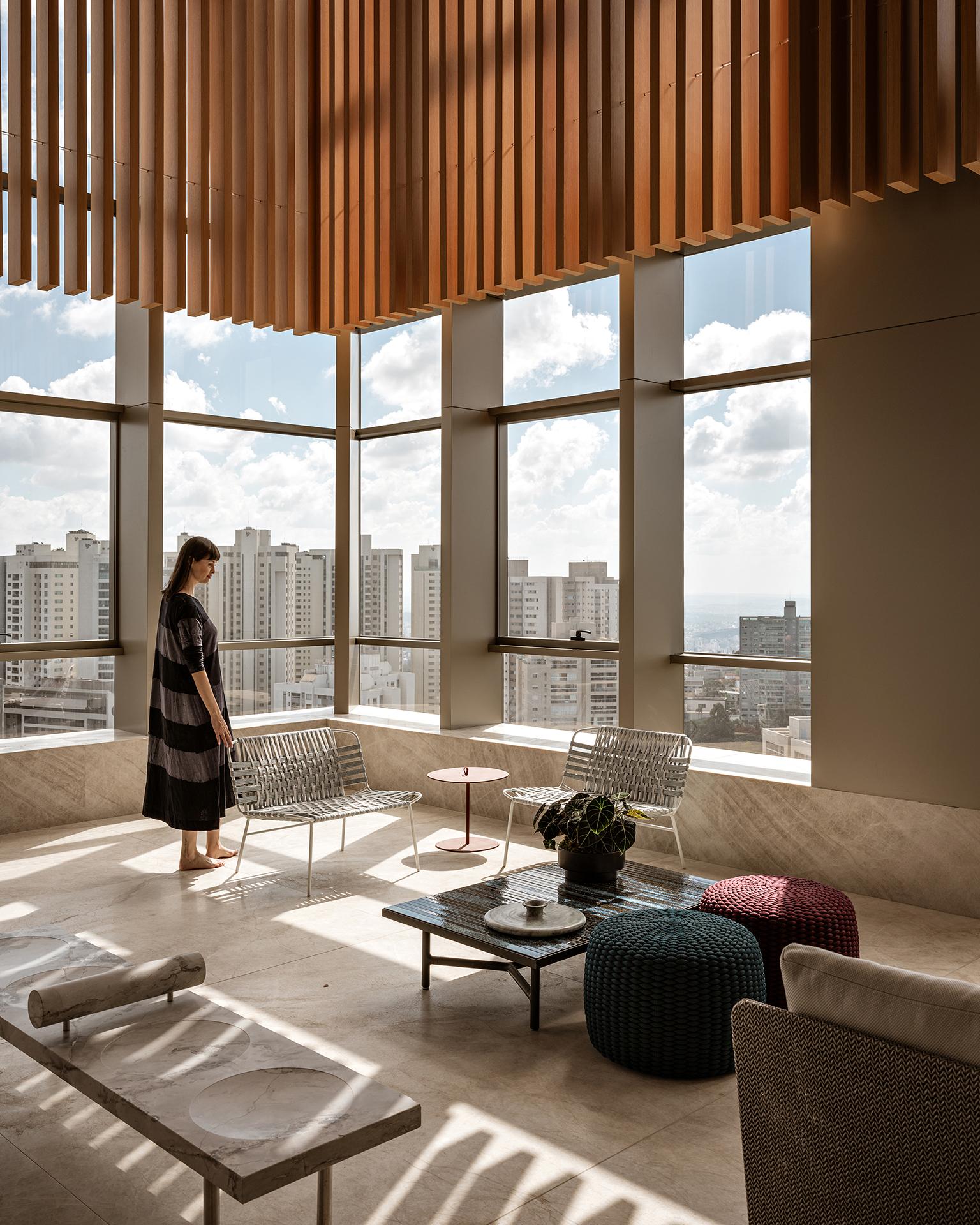 REN Apartment - image 4
