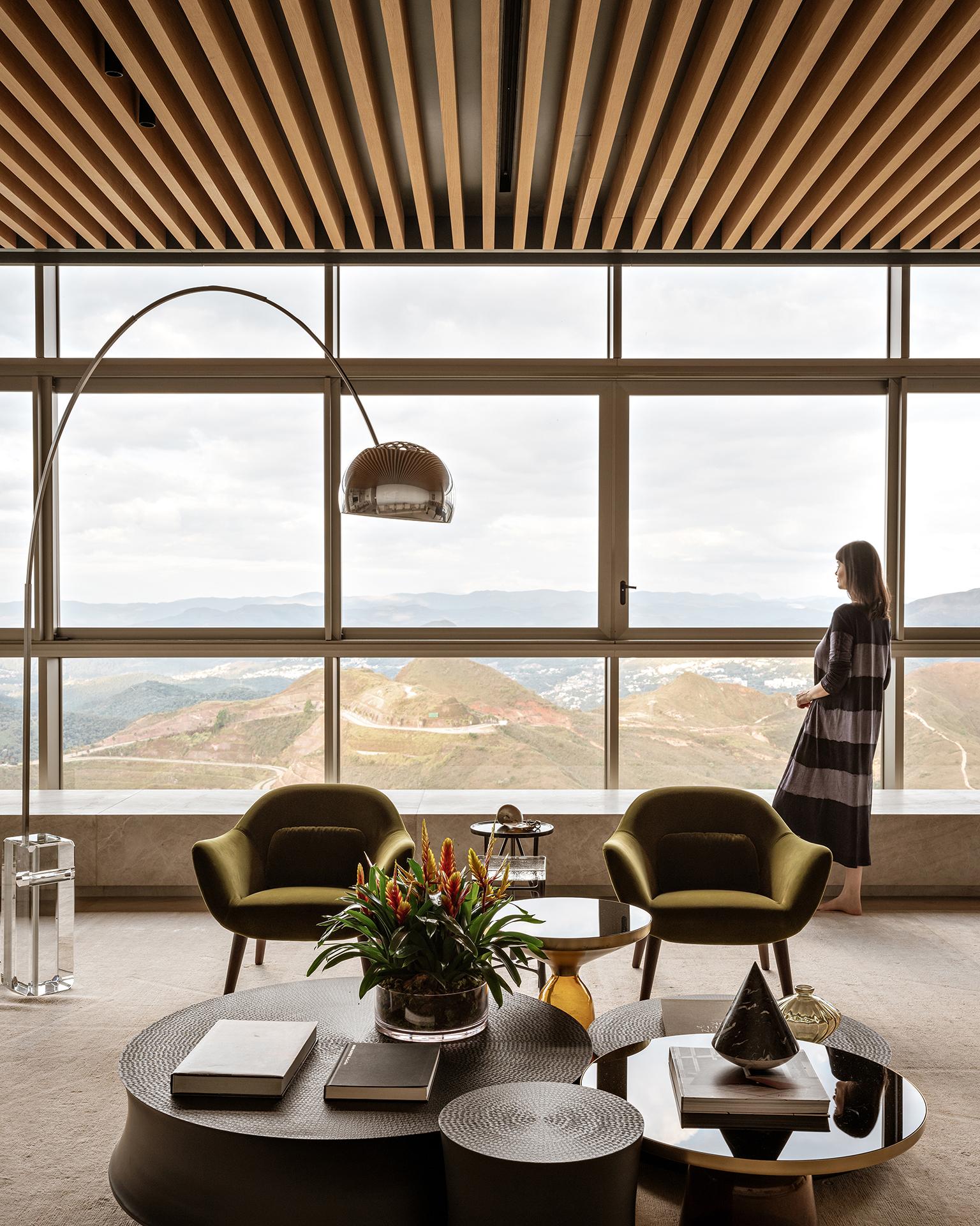 REN Apartment - image 18