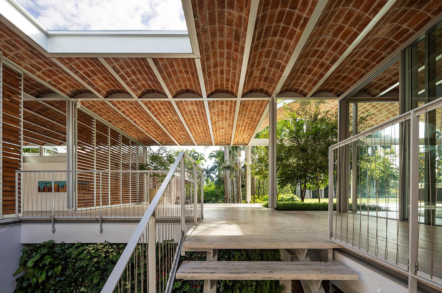 Caribbean House - image 5
