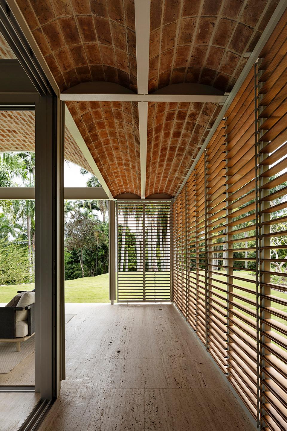 Caribbean House - image 7