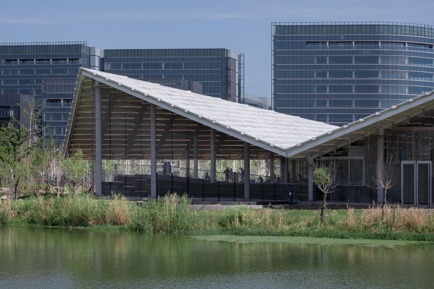 Zero-Carbon Origami Airplane— Shanghai Lin’gang Starry Sky Theme Park Visitor Service Center - image 9