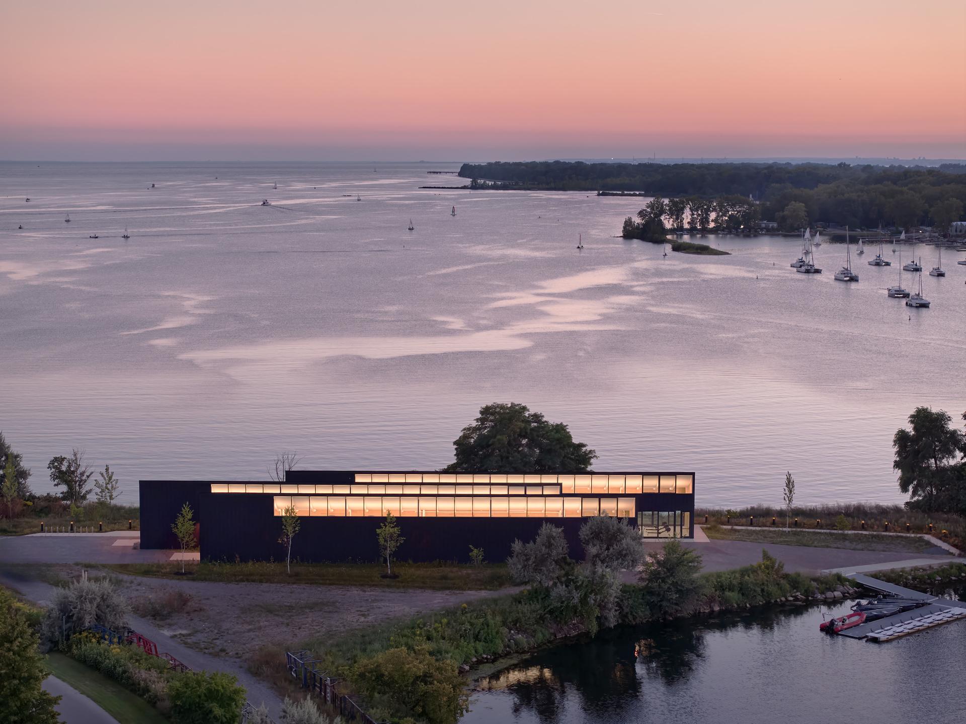 Lindsay Boathouse, Upper Canada College - image 8