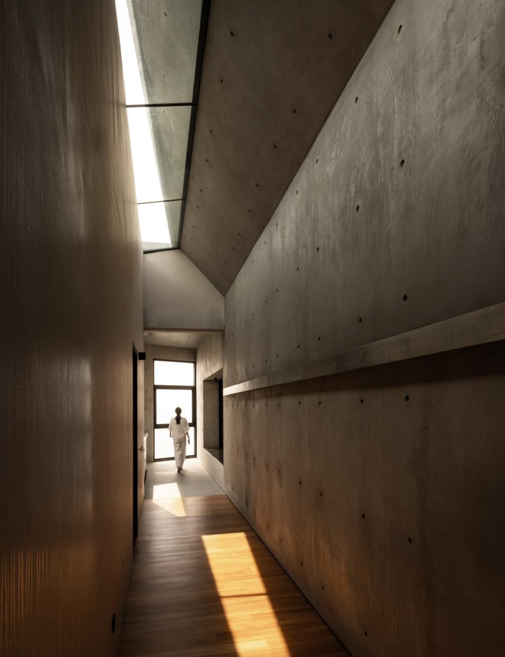 Concrete House - image 12