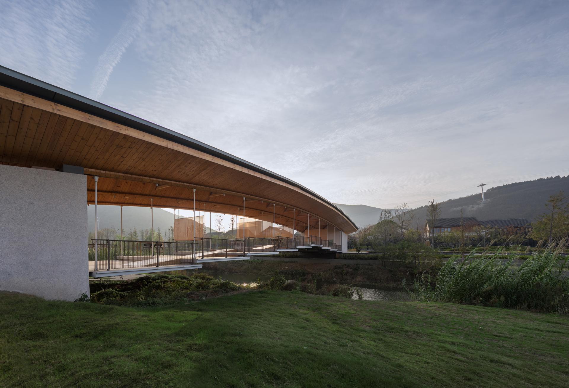 Bridge of Nine Terraces - image 4