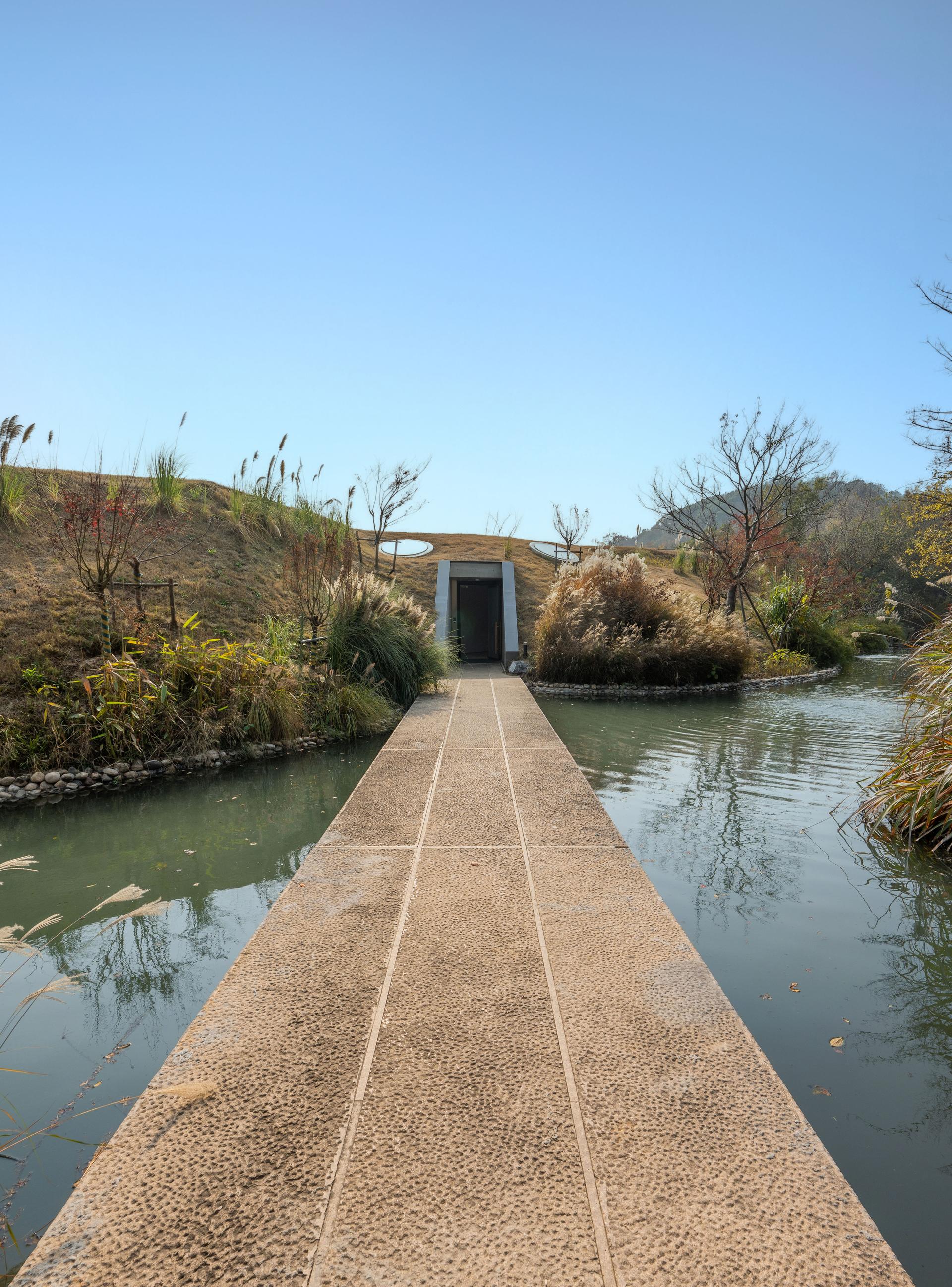 Xiazhu Lake Resort - image 7