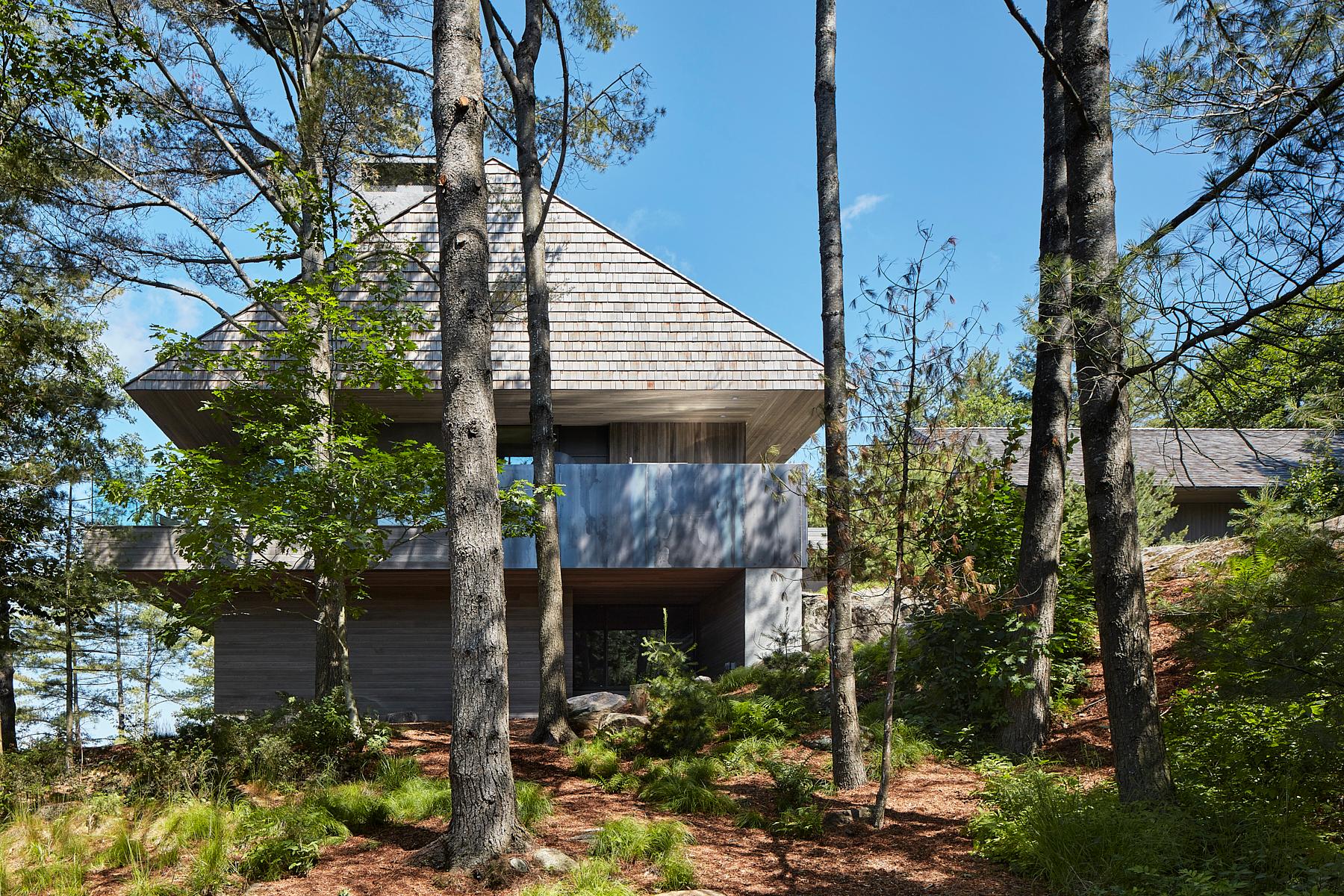 Muskoka Cottage - image 20
