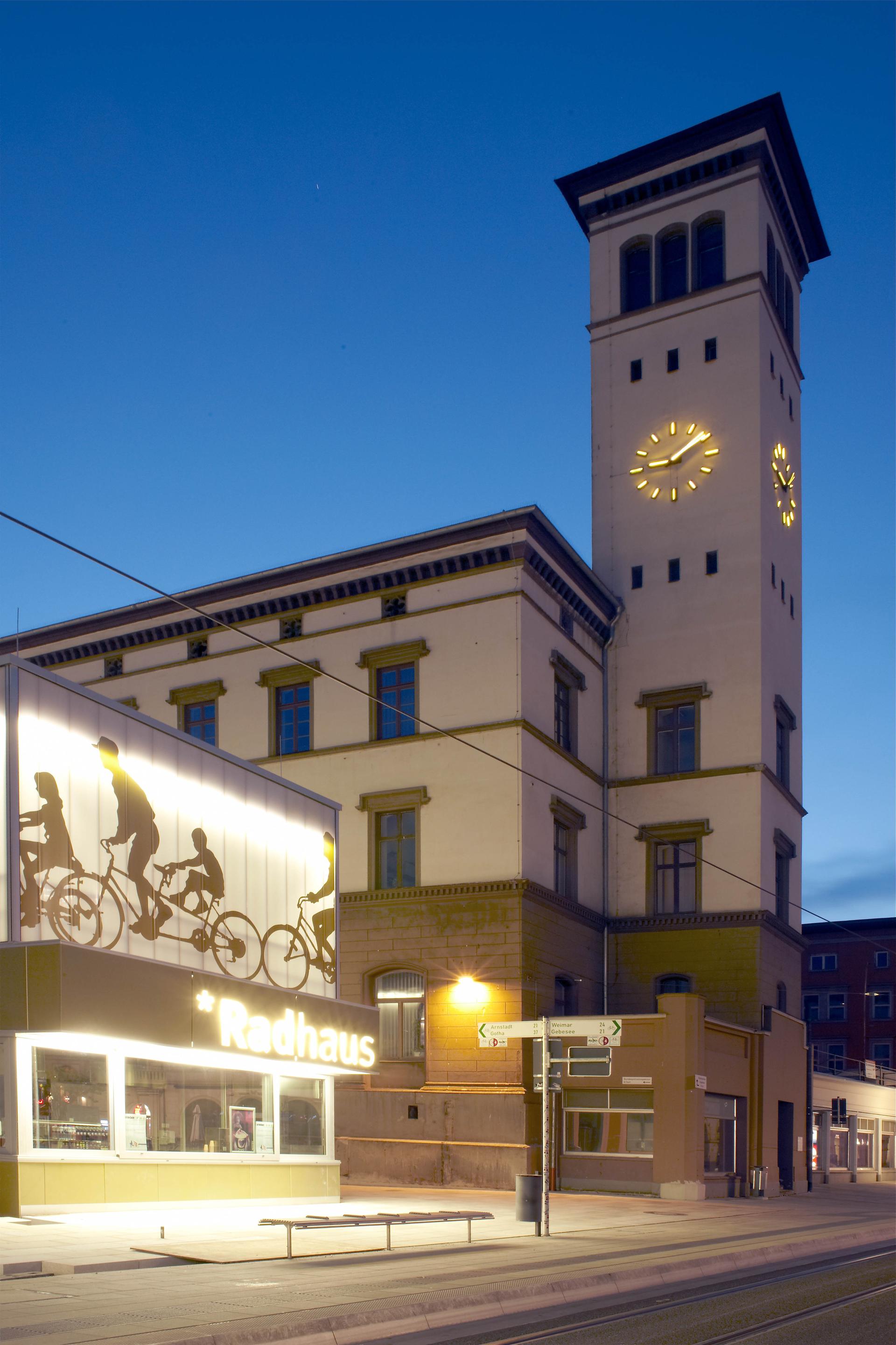 Bicycle station ICE Bahnhof Erfurt - image 10
