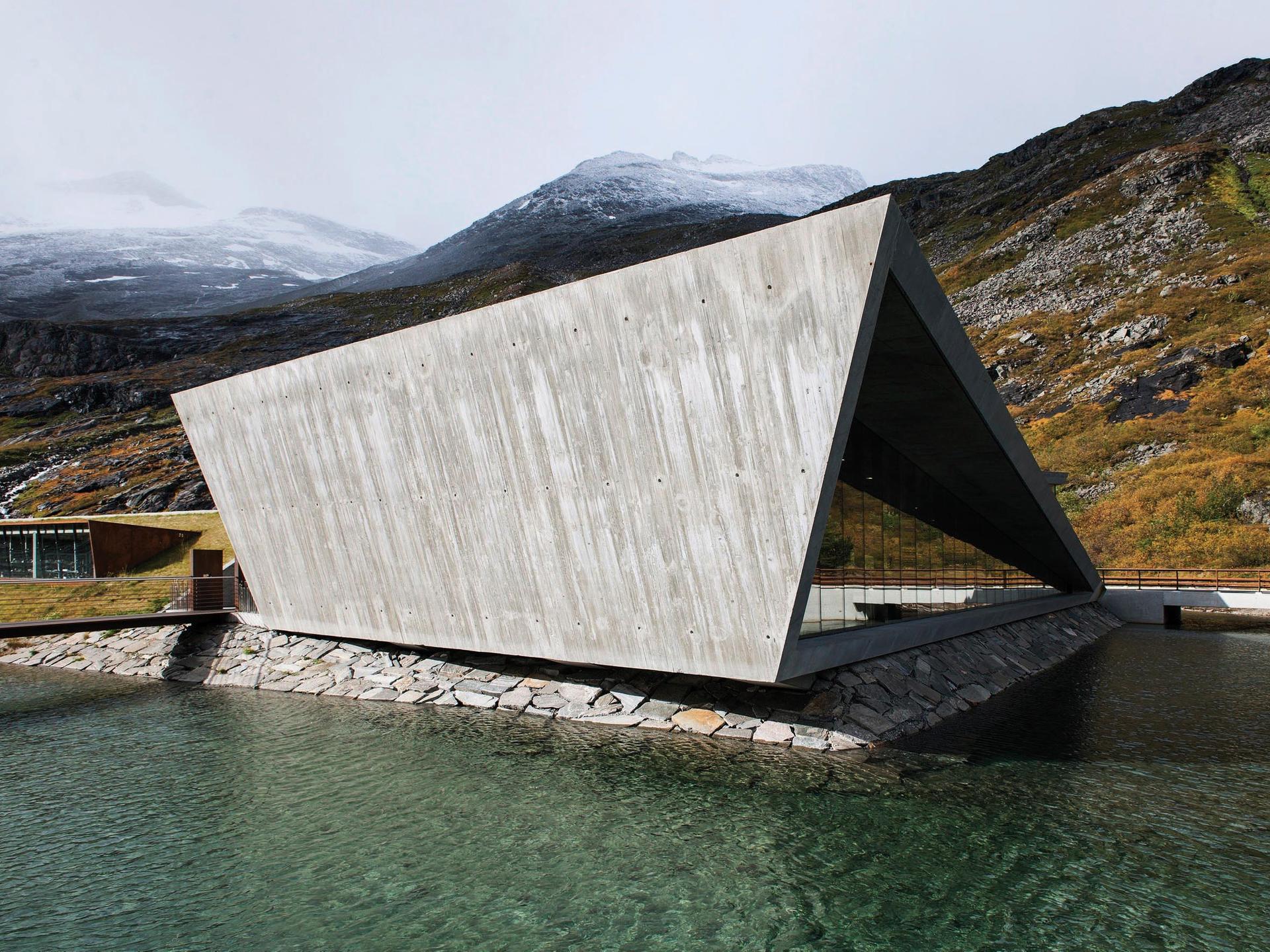 National Tourist Route Trollstigen - image 4