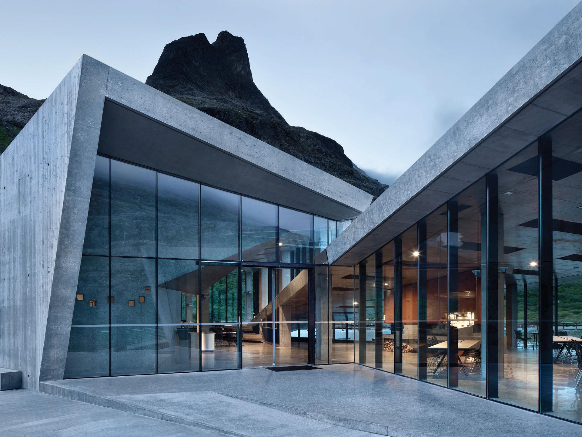 National Tourist Route Trollstigen - image 5