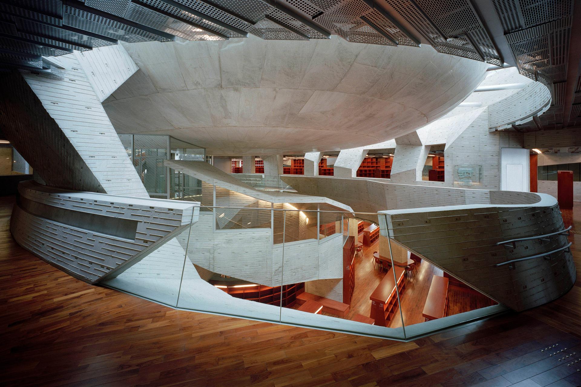 Yurihonjo City Cultural Center, Kadare - image 6