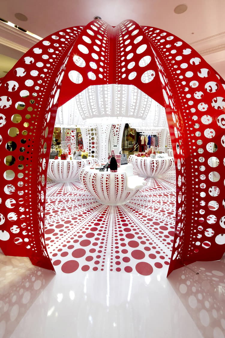 LOUIS VUITTON – YAYOI KUSAMA’s pop up store - image 3