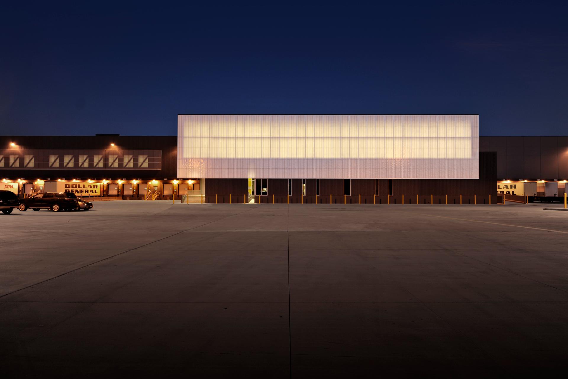 Employee Hub at Dollar General Distribution Center - image 2