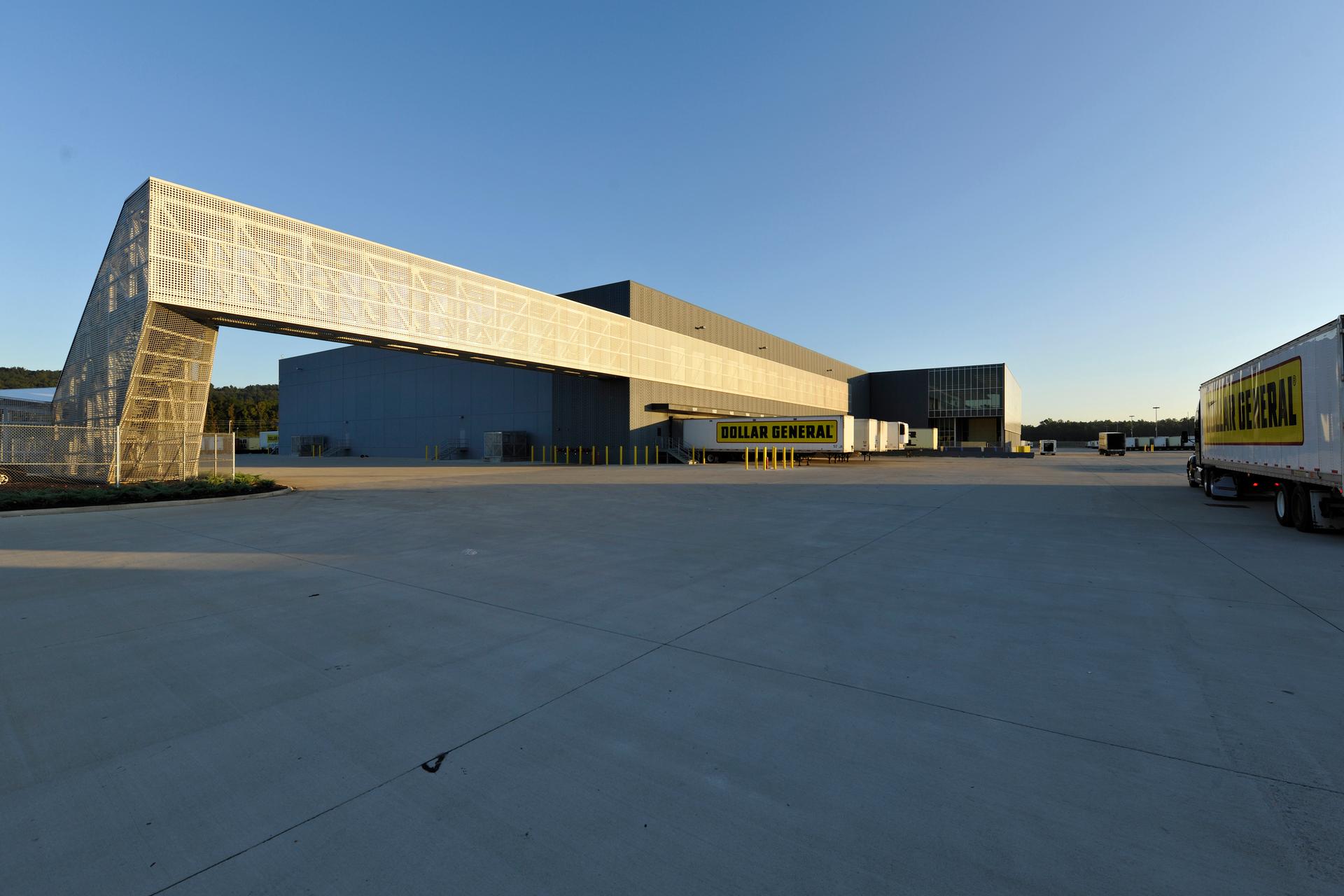 Employee Hub at Dollar General Distribution Center - image 7