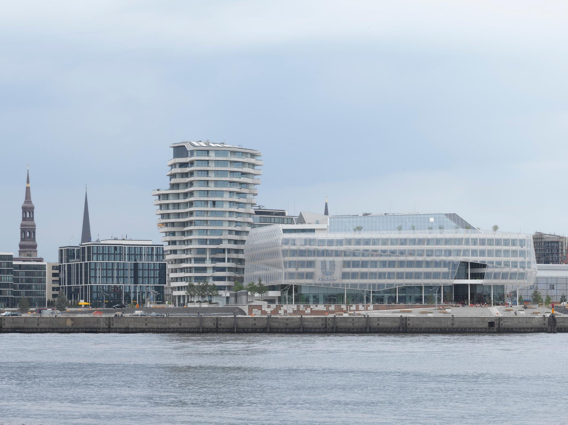 Marco Polo Tower - image 3