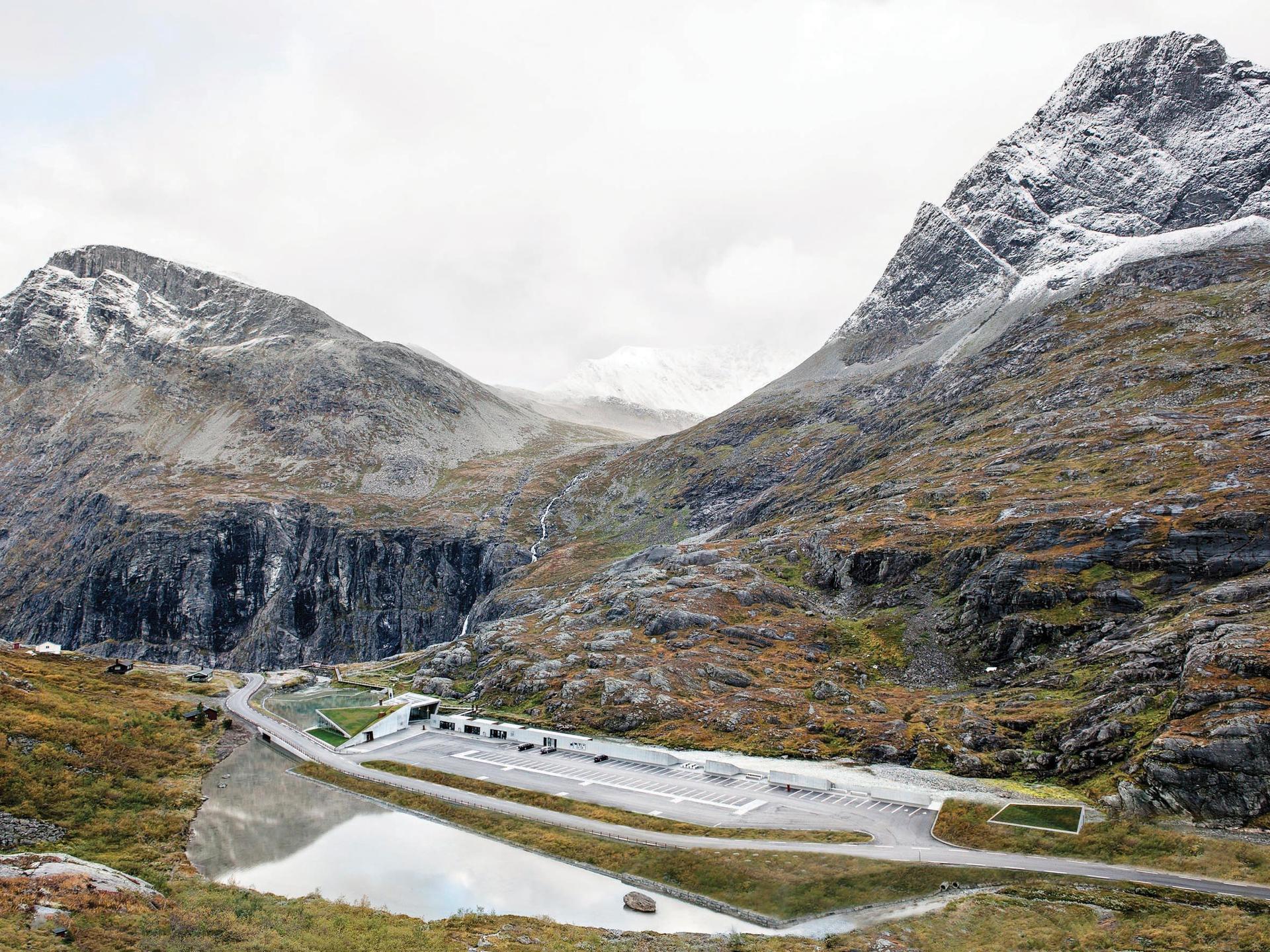 National Tourist Route Trollstigen - image 16