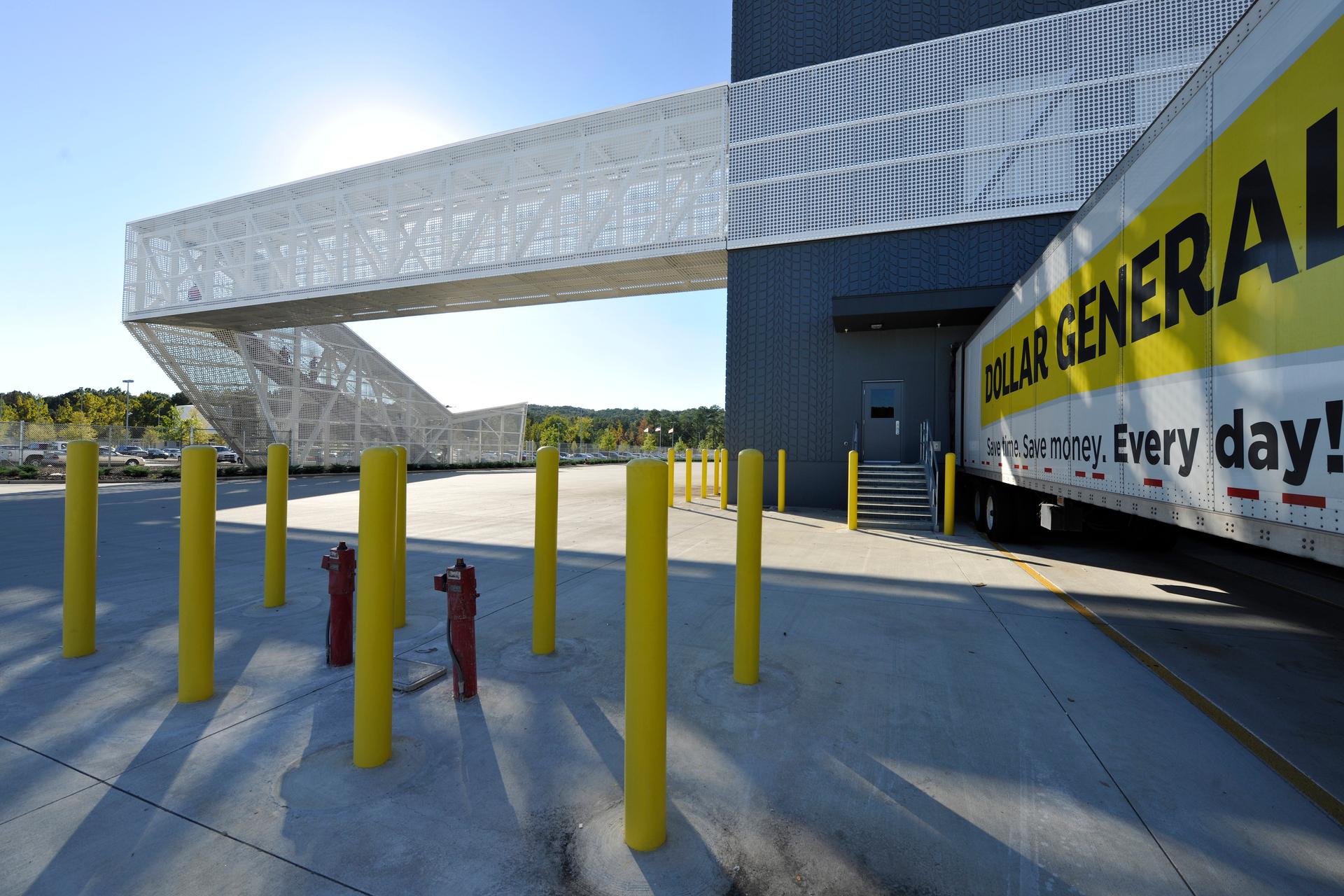 Employee Hub at Dollar General Distribution Center - image 5
