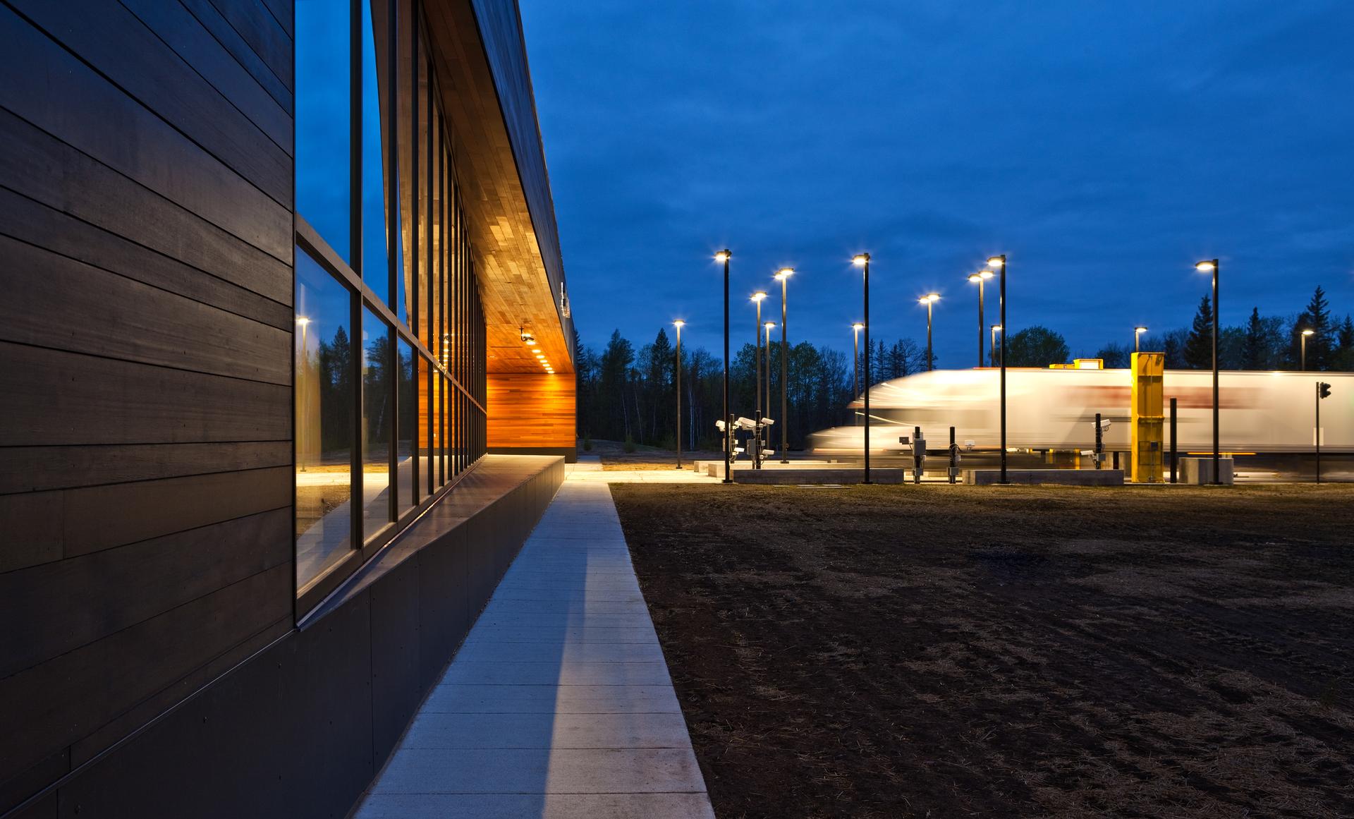 US Land Port of Entry, Warroad MN - image 3