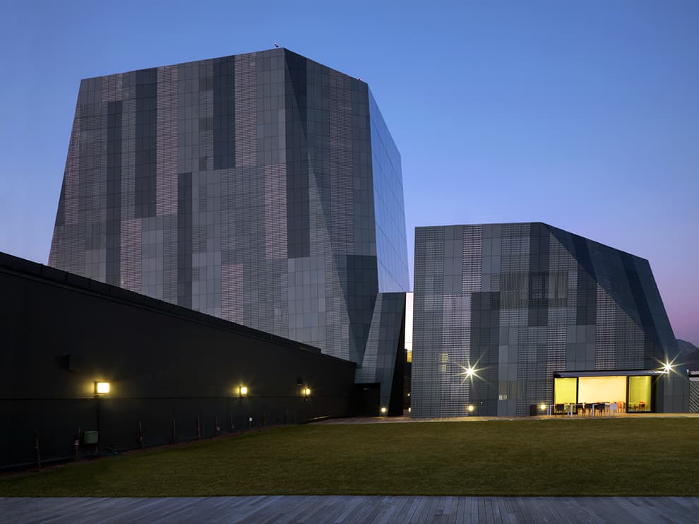 Salewa Spa Headquarters - image 9