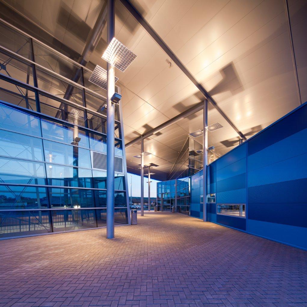 Bus station Osijek - image 9
