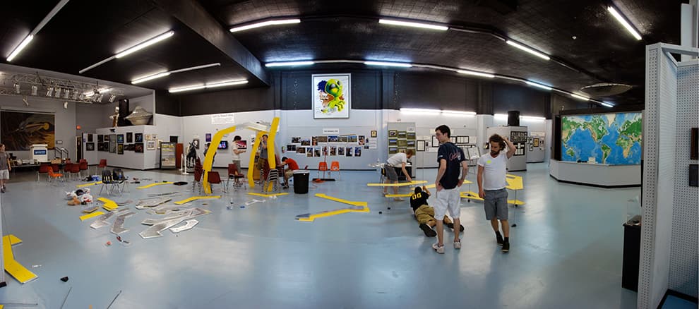 UFO Museum Exhibit - image 5