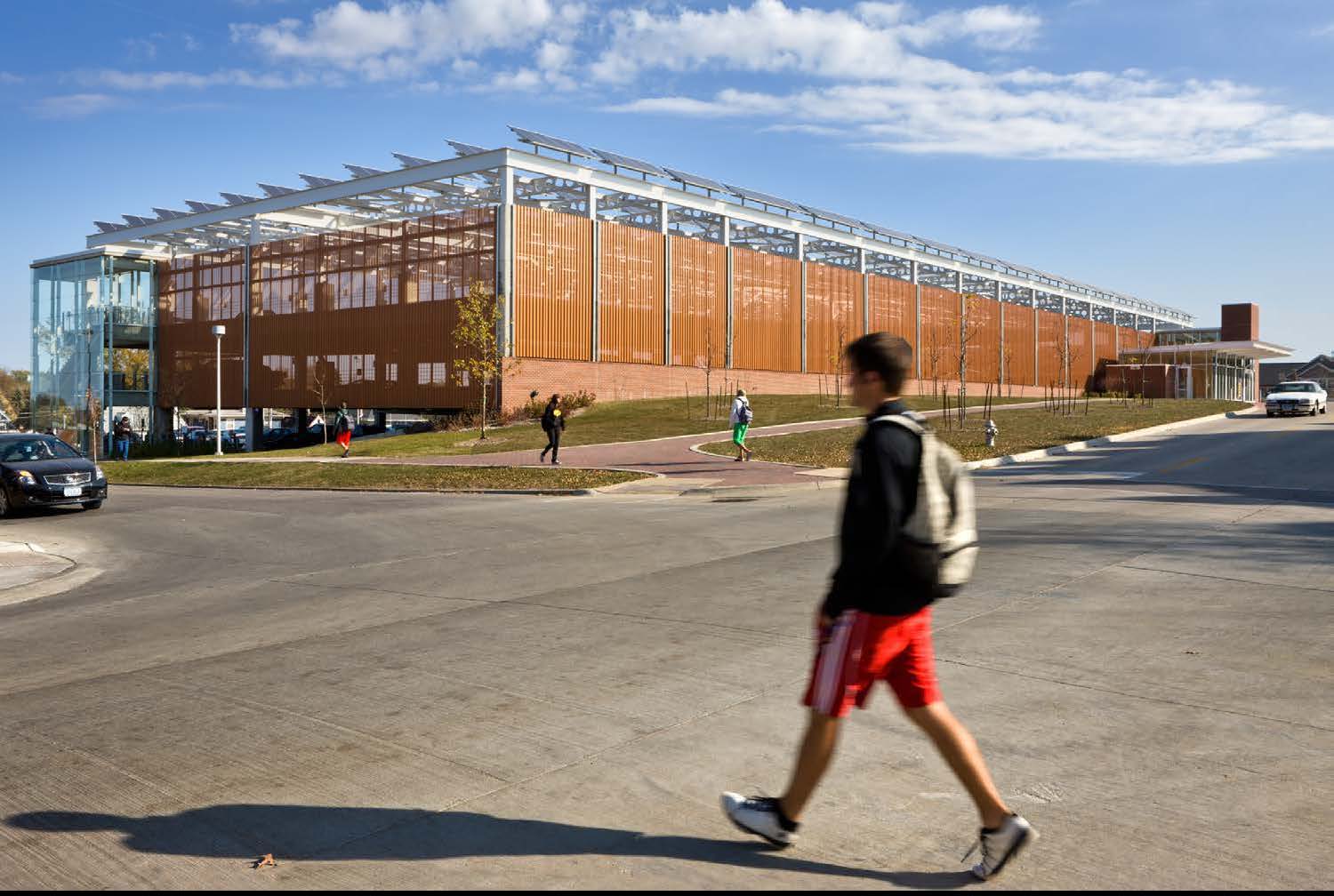 UNI Multimodal Transportation Facility - image 4