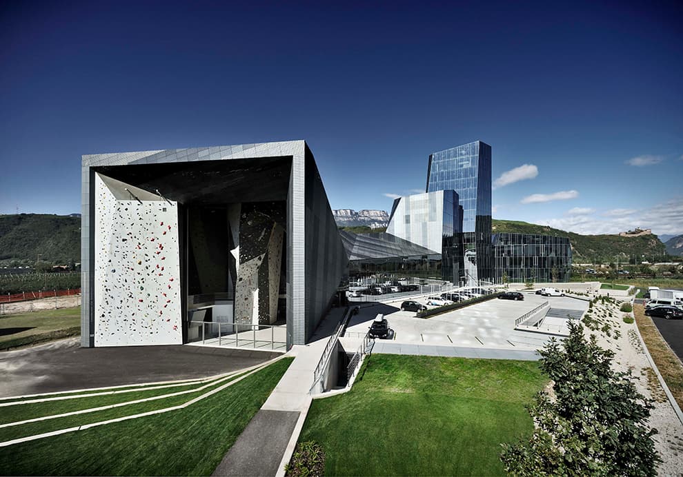 Salewa Spa Headquarters - image 8