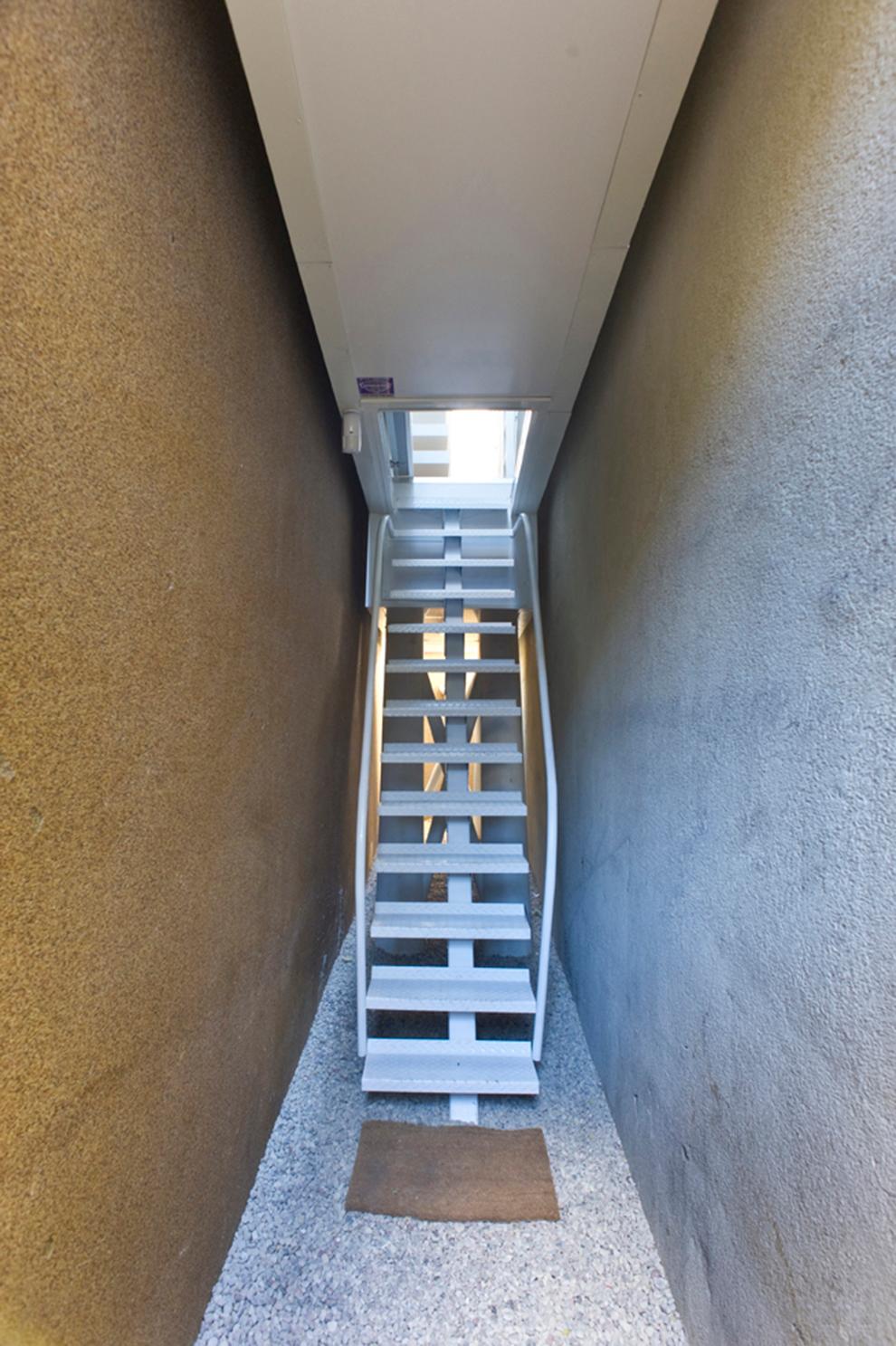 Keret House - image 10