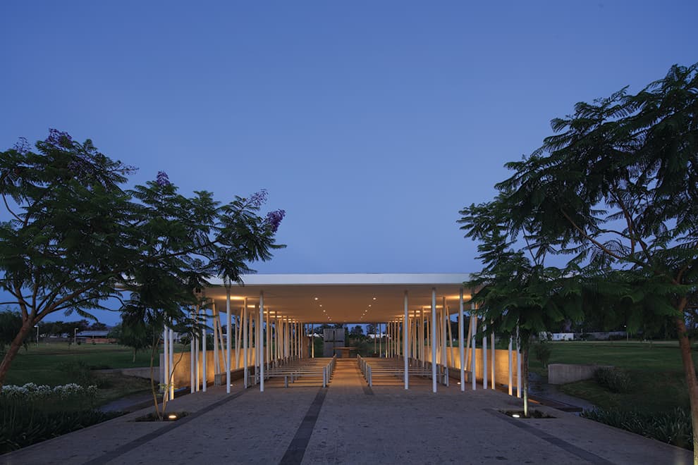 Capilla del Lago - image 8