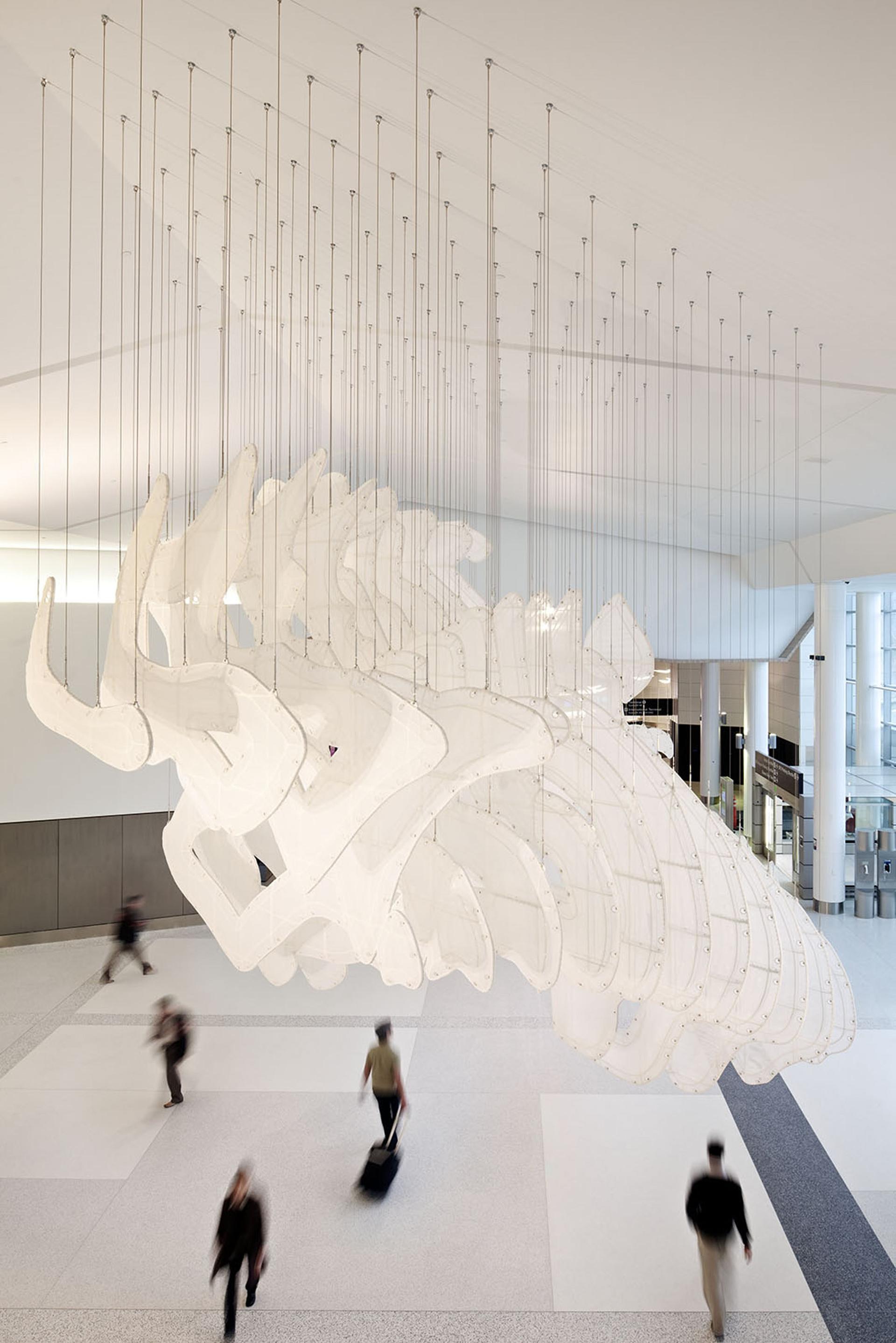 San Francisco International Airport Terminal 2 - image 11