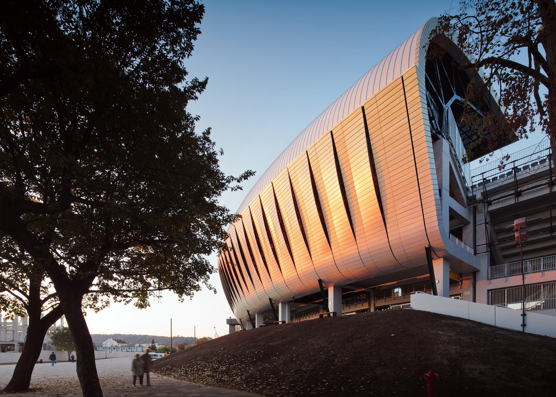 Cluj Arena - image 4
