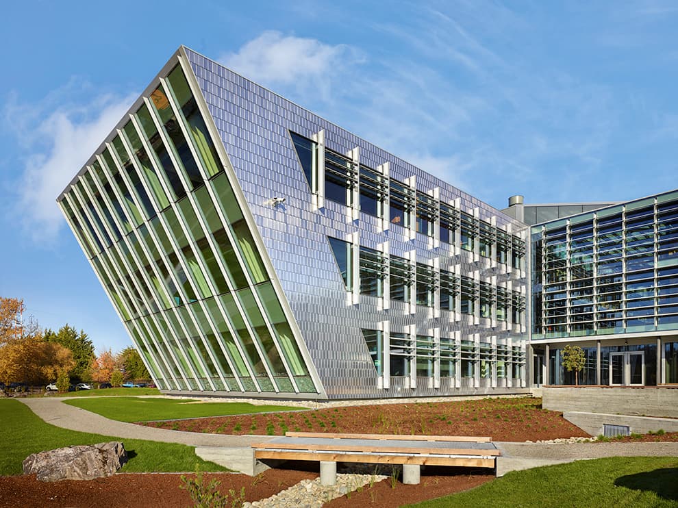 Federal Center South Building 1202 - image 9