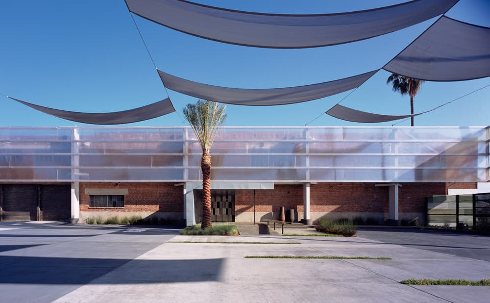 Wonderland Elementary School Kindergarten Classroom, Play Areas, and Learning Garden - image 12