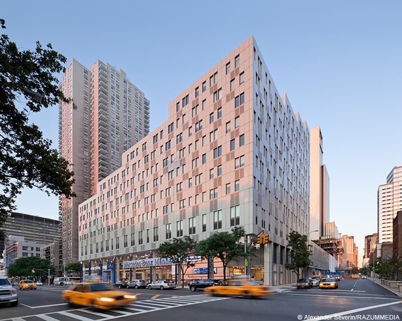 Mercedes House - image 5