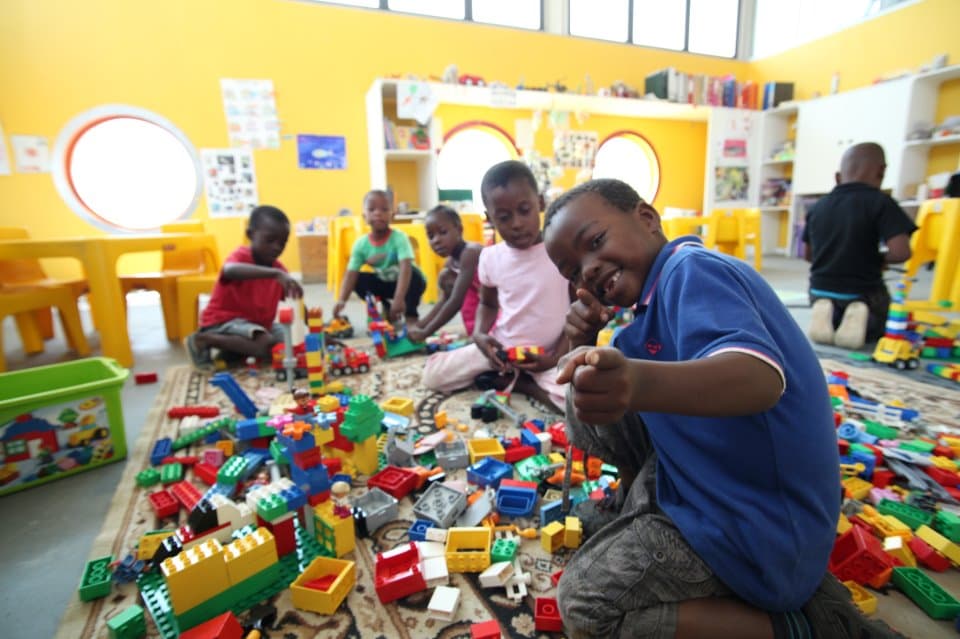 Armadillo Crèche - image 8