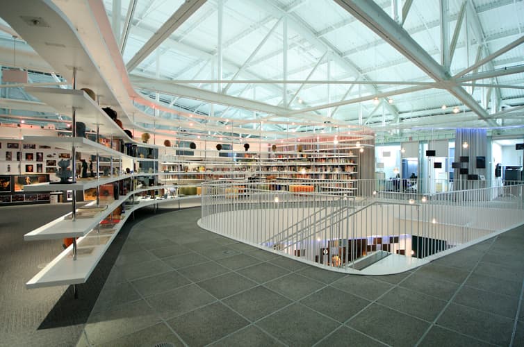 Lorcan O'Herlihy Architects [LOHA] - image 15