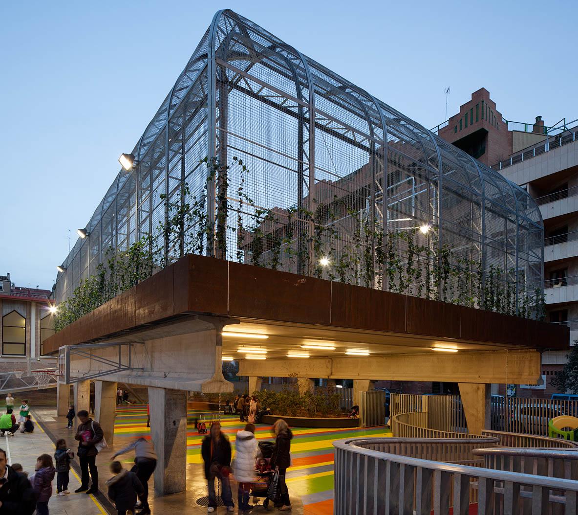 Elevated Sports Court at Lasalle Franciscanas School - image 12