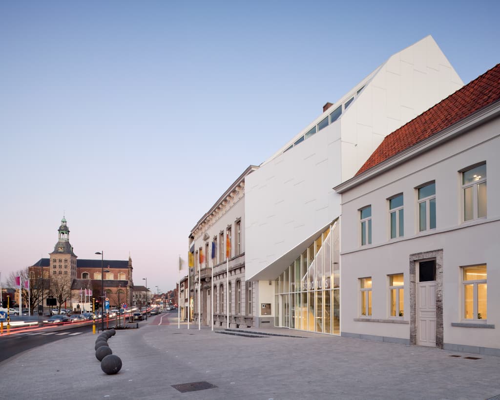 The Town Hall of Harelbeke - image 3