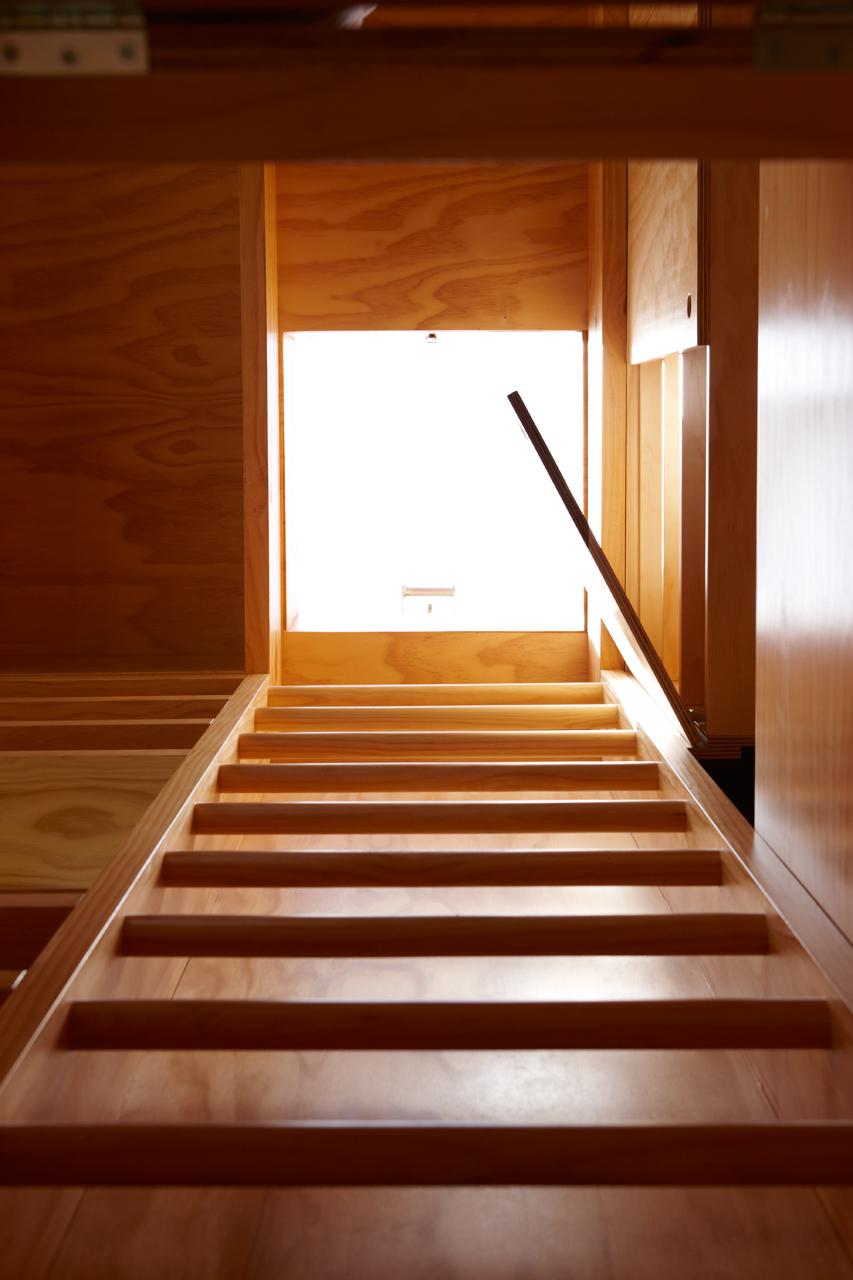 Hut on Sleds - image 9