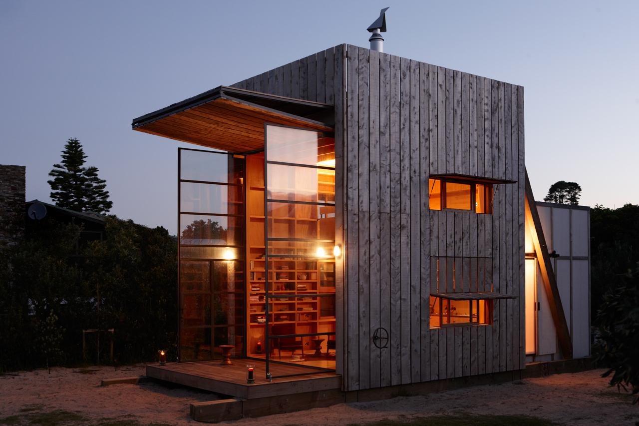 Hut on Sleds - image 17