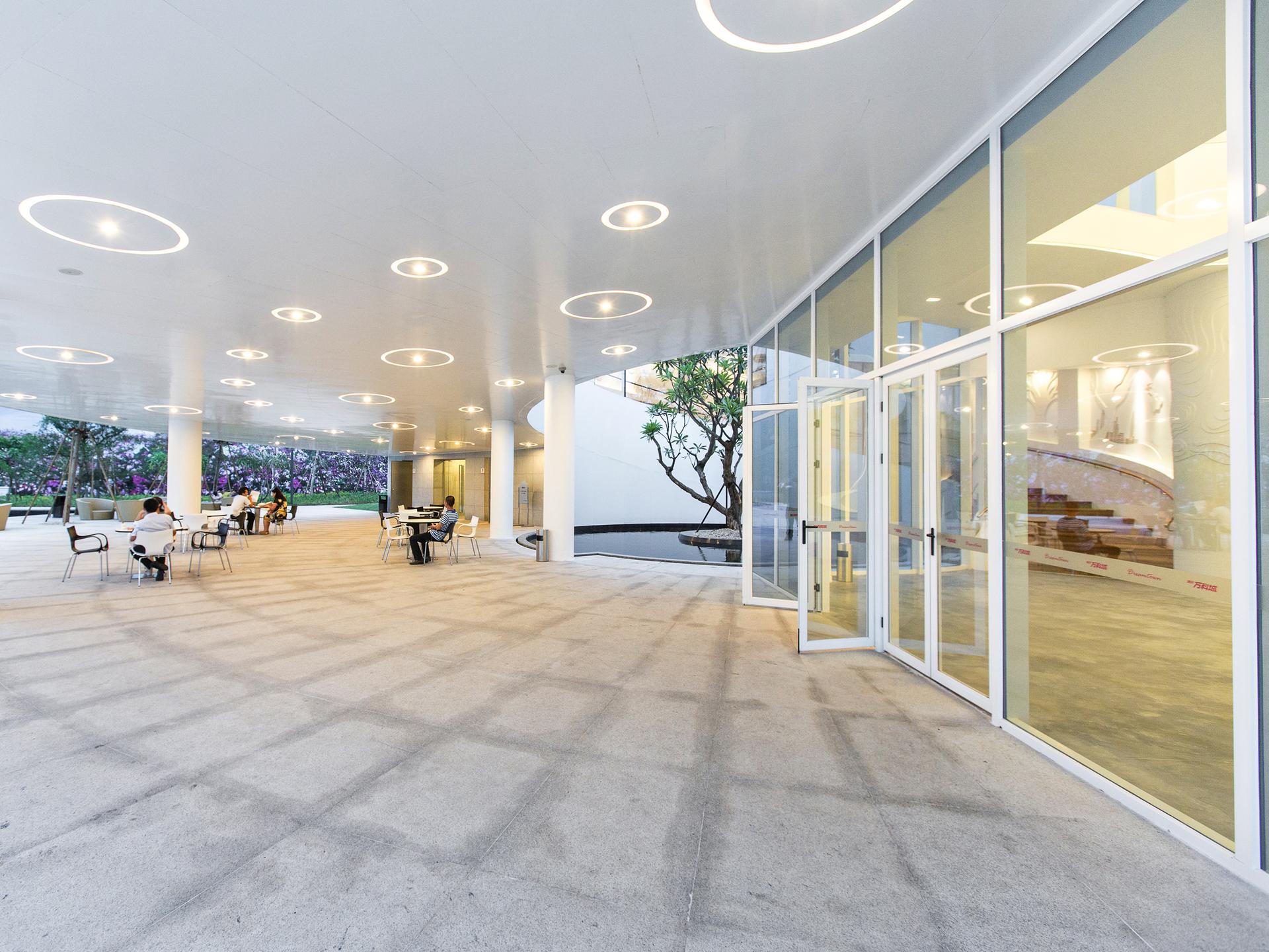 Vanke Sales House - image 7