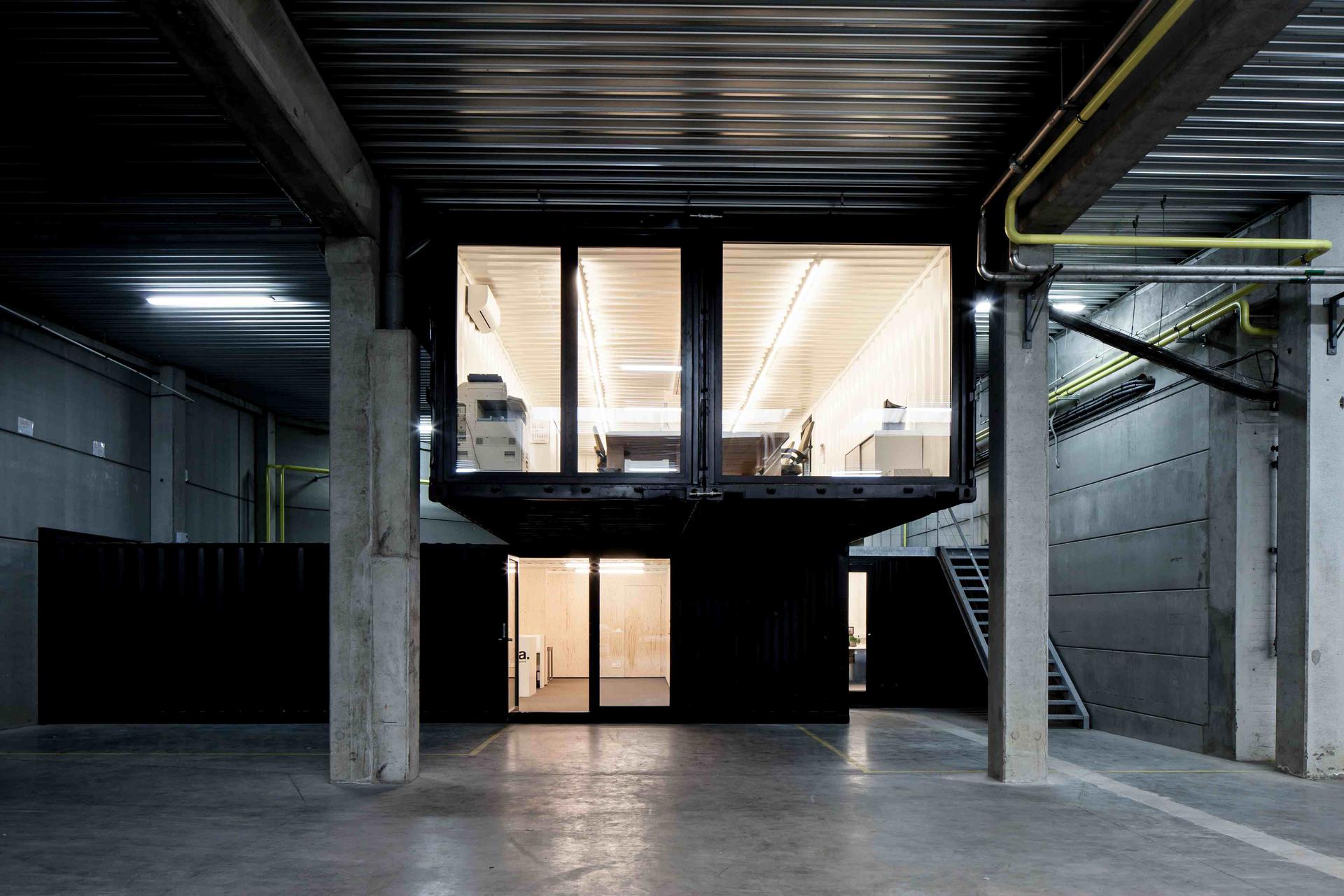 Office with Shipping Containers - image 18