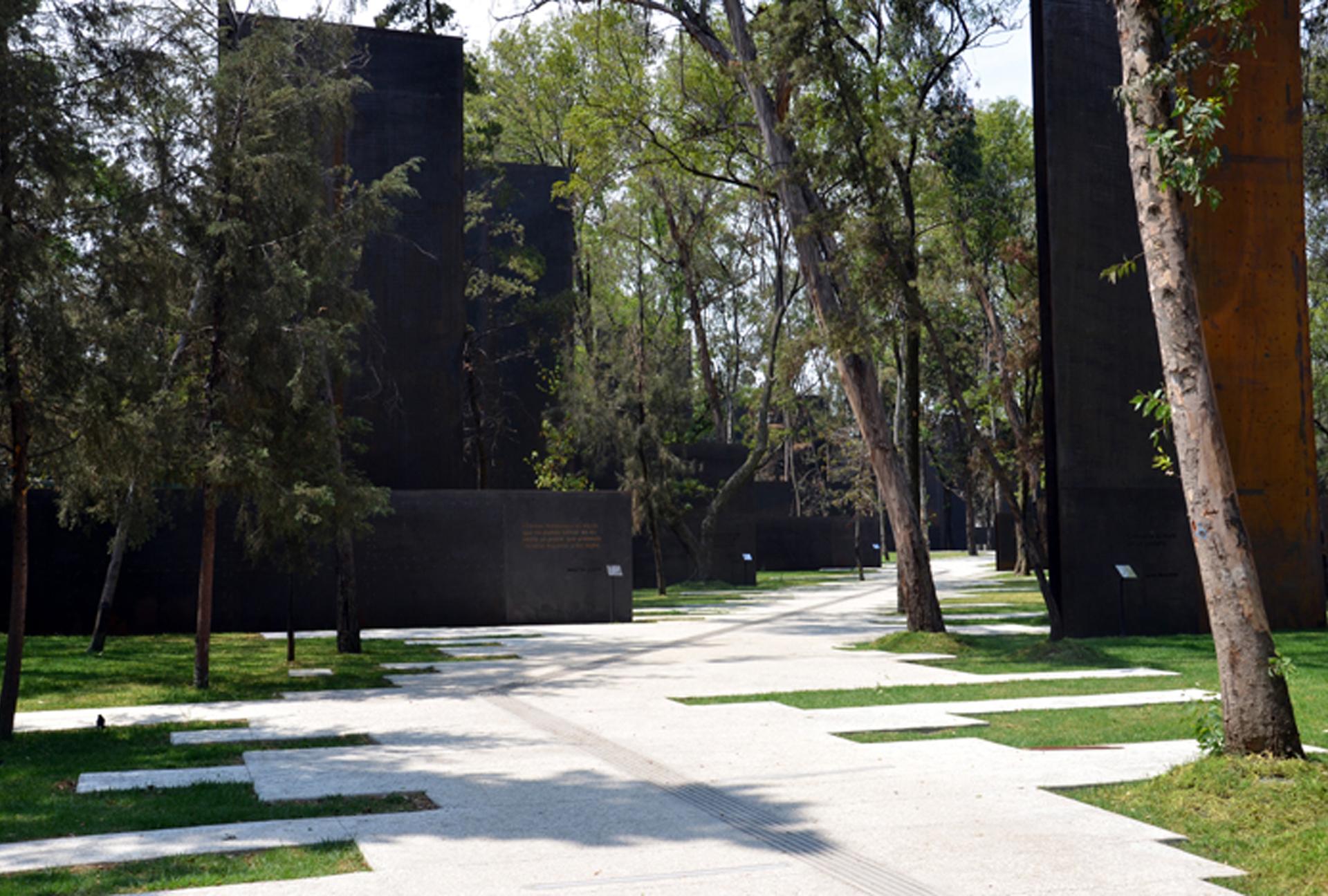 Memorial to Victims of Violence in Mexico - image 17